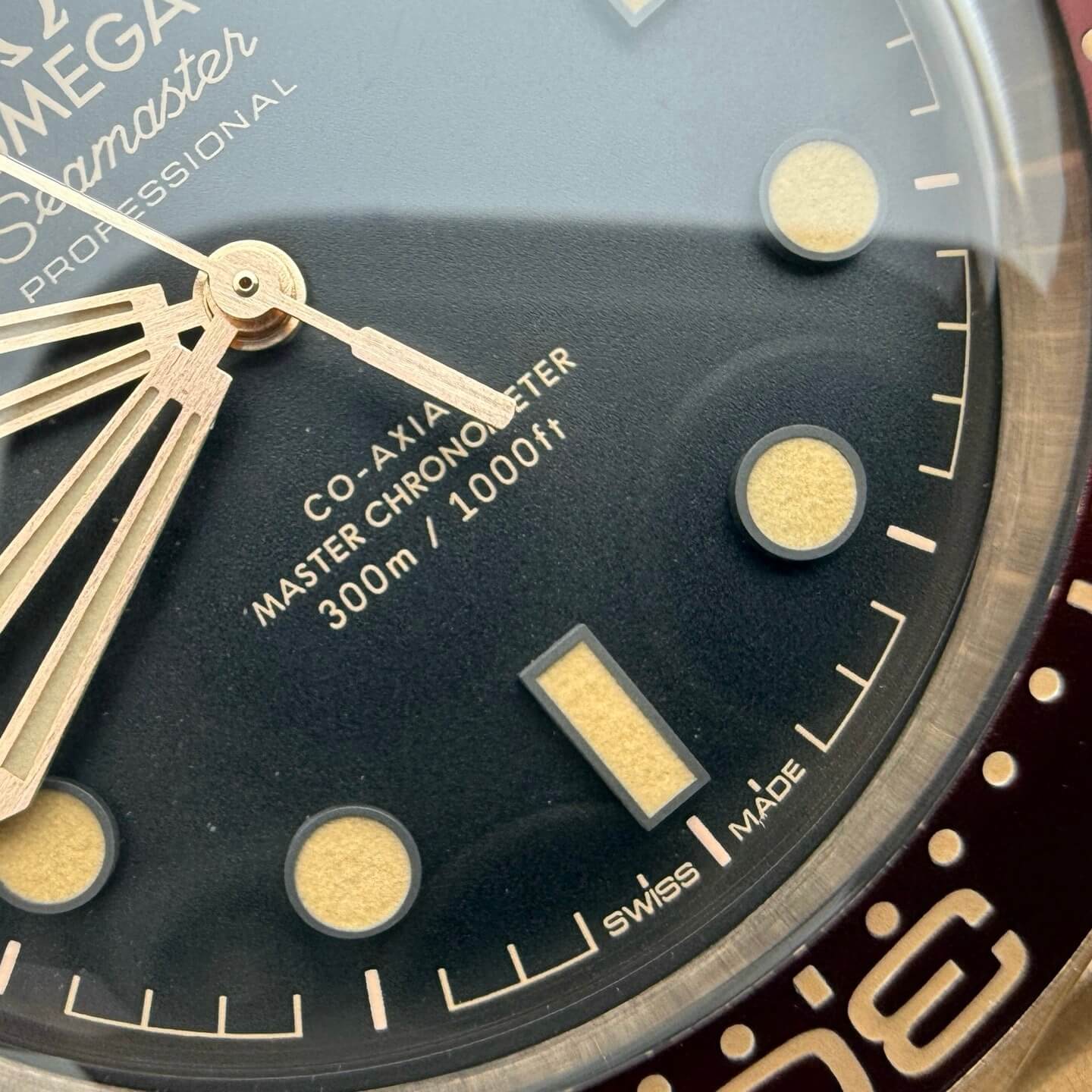 Omega Replica Seamaster Diver 300M 007 Edition Super Clone Watch 21090422001003