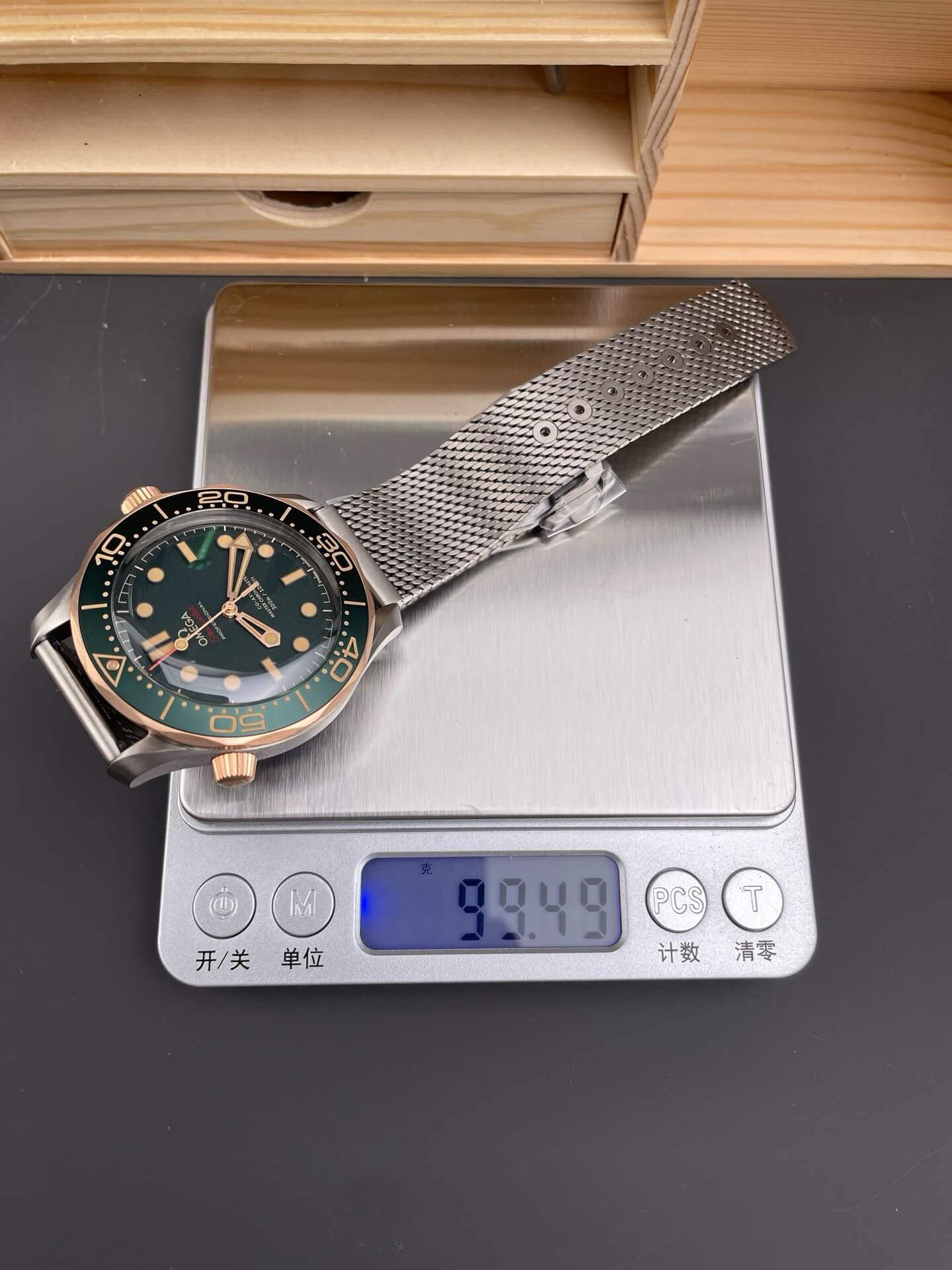 Omega Replica Seamaster Diver 300M 007 Edition Super Clone Watch 21090422010001 Omega Replica Seamaster Diver 300M 007 Edition Super Clone Watch 21090422010001