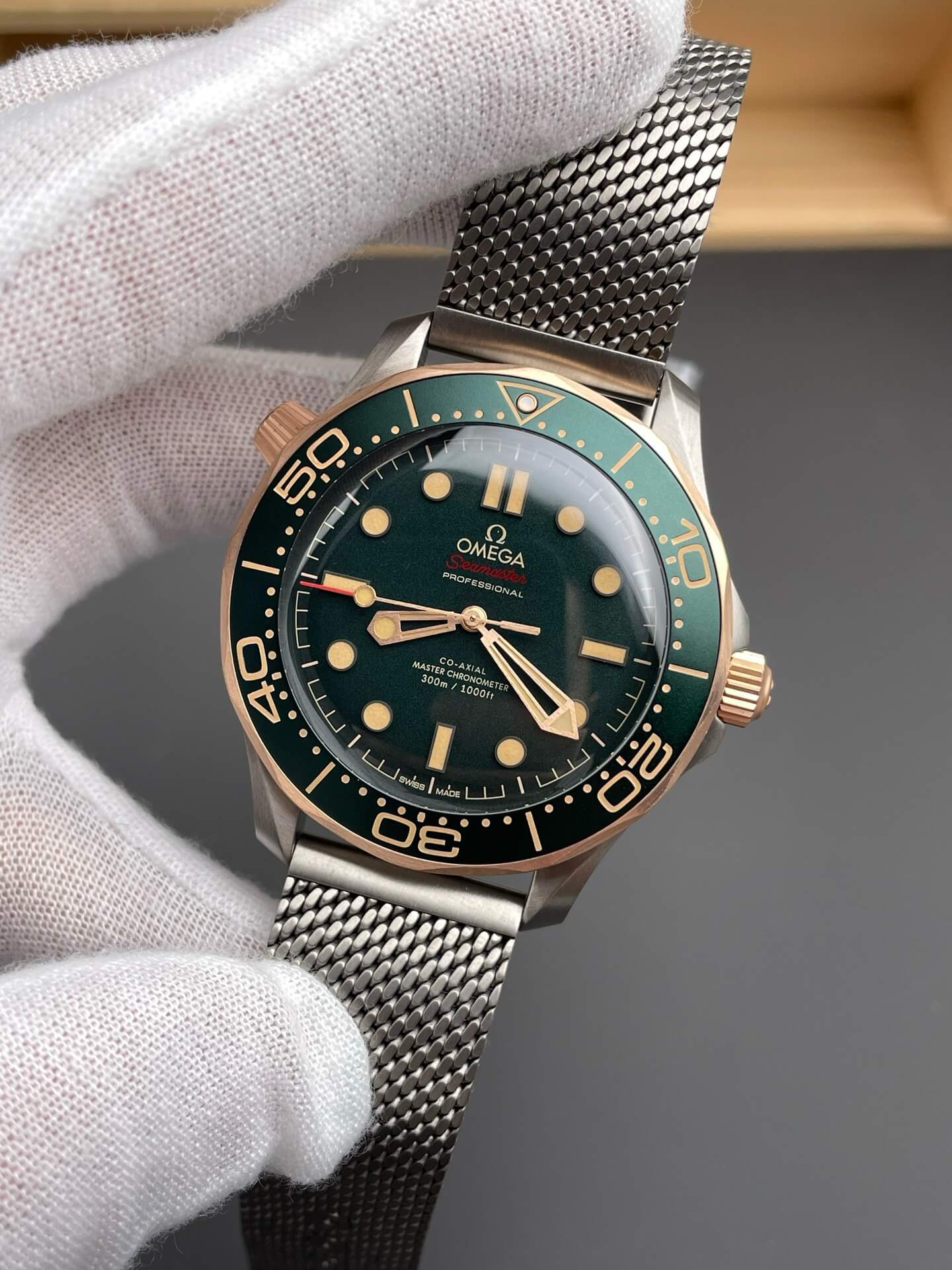 Omega Replica Seamaster Diver 300M 007 Edition Super Clone Watch 21090422010001 Omega Replica Seamaster Diver 300M 007 Edition Super Clone Watch 21090422010001