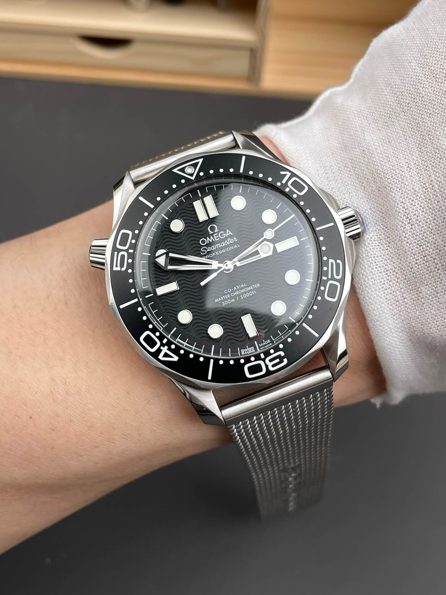 Omega Replica Seamaster Diver 300M Super Clone Watch 21030422001010 Omega Replica Seamaster Diver 300M Super Clone Watch 21030422001010