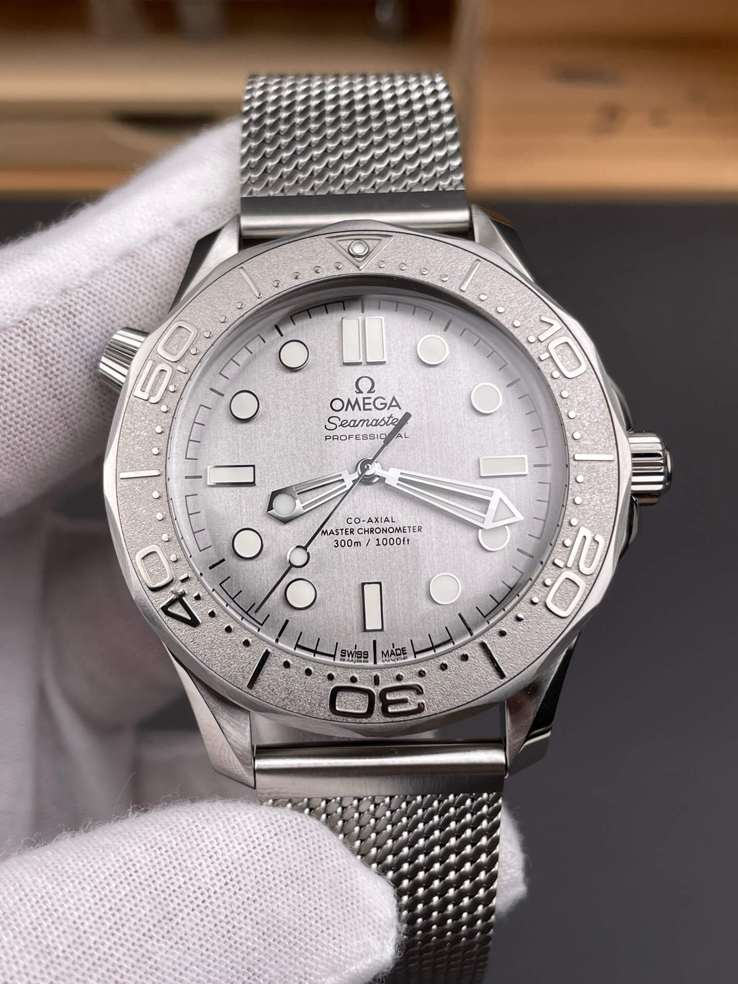 Omega Replica Seamaster Diver 300M Super Clone Watch 21030422006002 Omega Replica Seamaster Diver 300M Super Clone Watch 21030422006002