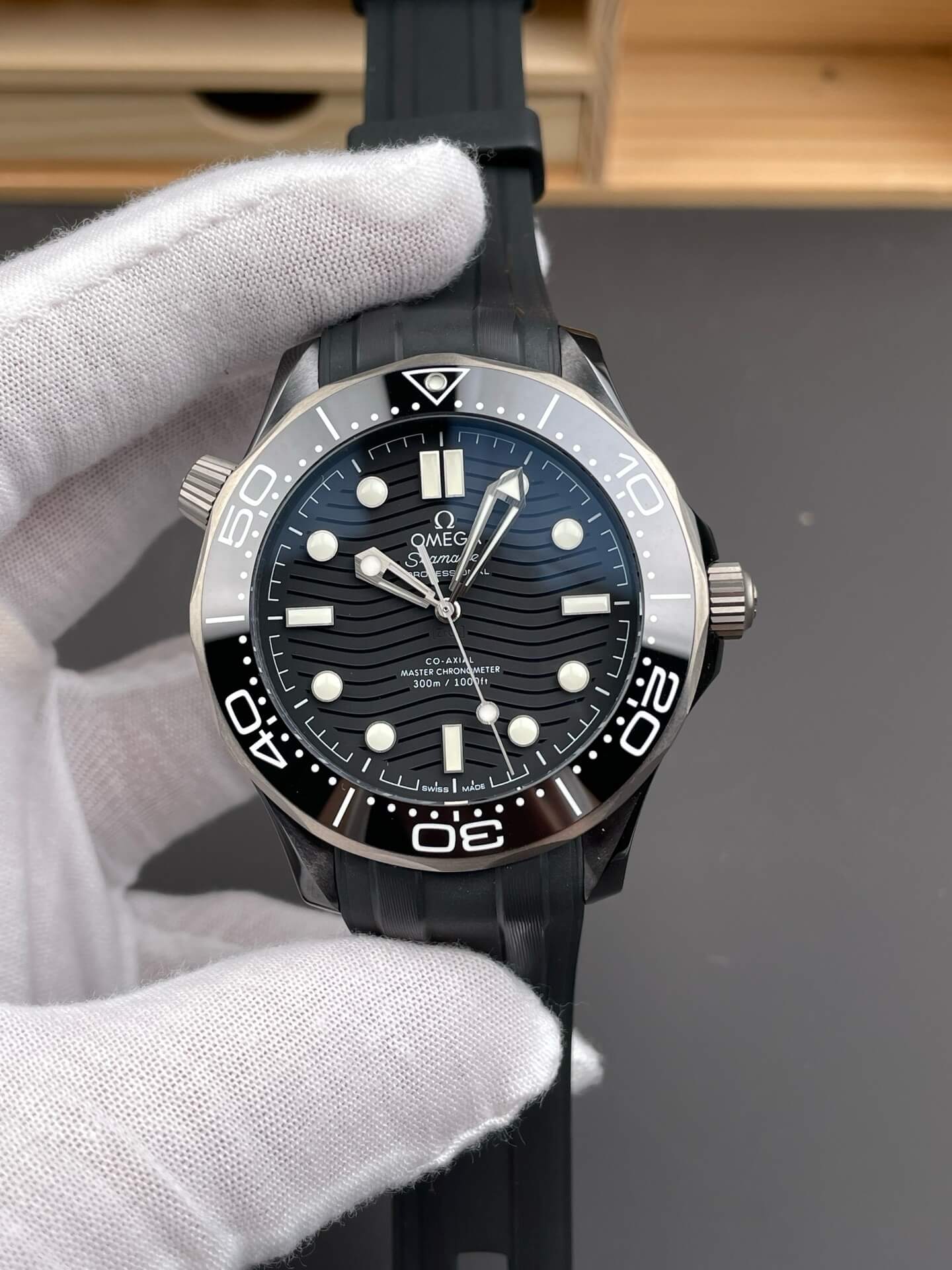 Omega Replica Seamaster Diver 300M Super Clone Watch 21092442001001 Omega Replica Seamaster Diver 300M Super Clone Watch 21092442001001