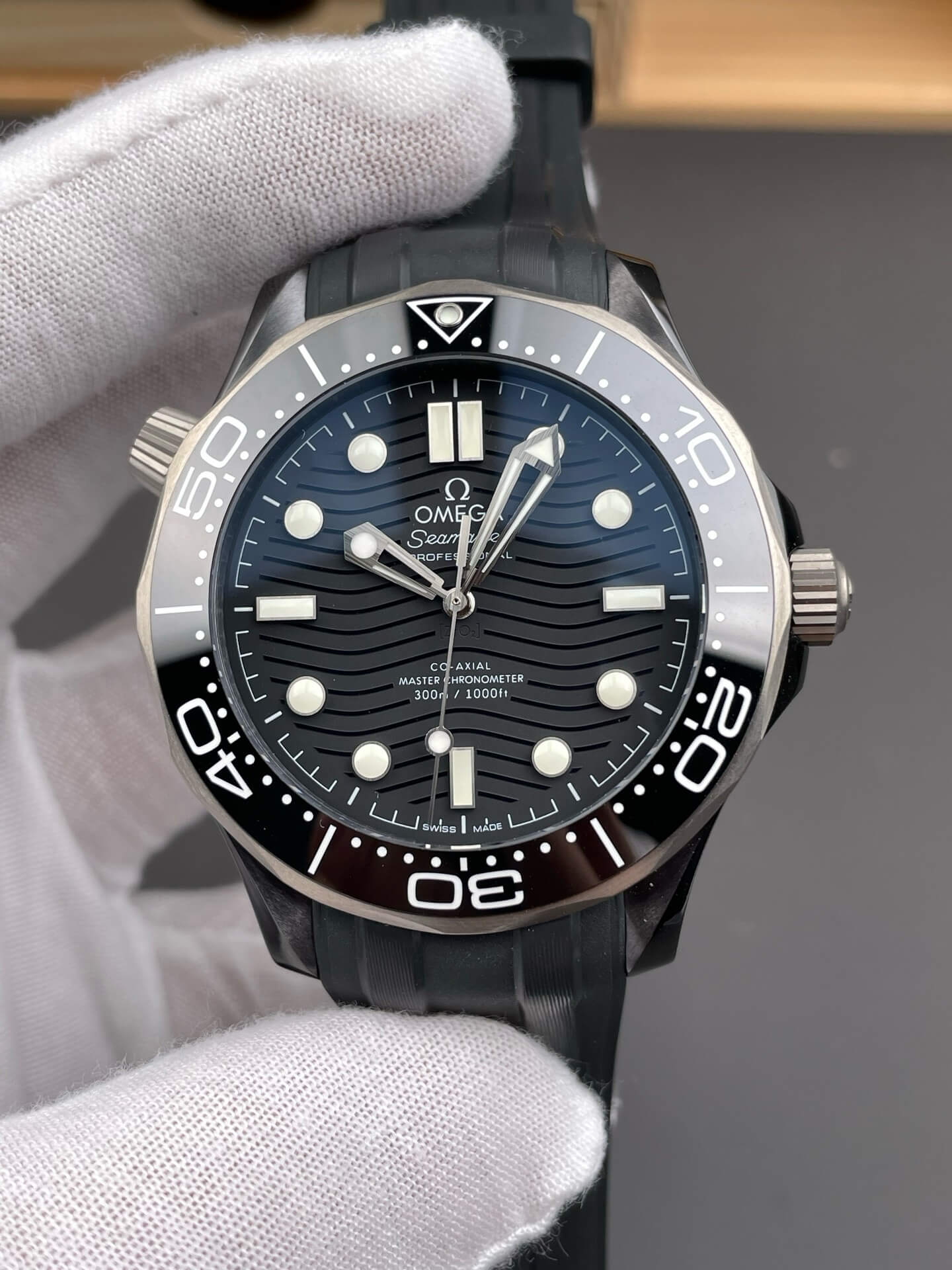 Omega Replica Seamaster Diver 300M Super Clone Watch 21092442001001 Omega Replica Seamaster Diver 300M Super Clone Watch 21092442001001