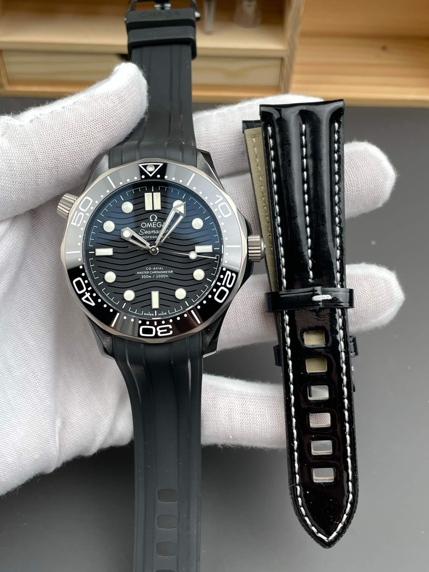 Omega Replica Seamaster Diver 300M Super Clone Watch 21092442001001 Omega Replica Seamaster Diver 300M Super Clone Watch 21092442001001