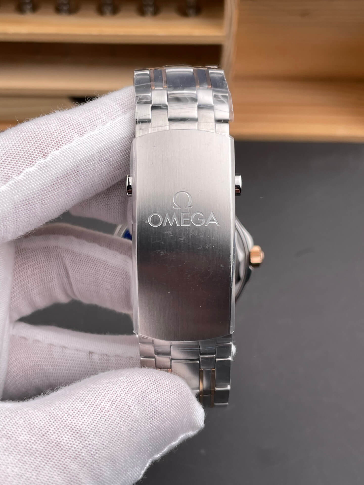 Omega Replica Seamaster Diver 300M Super Clone Watch 21020422001001