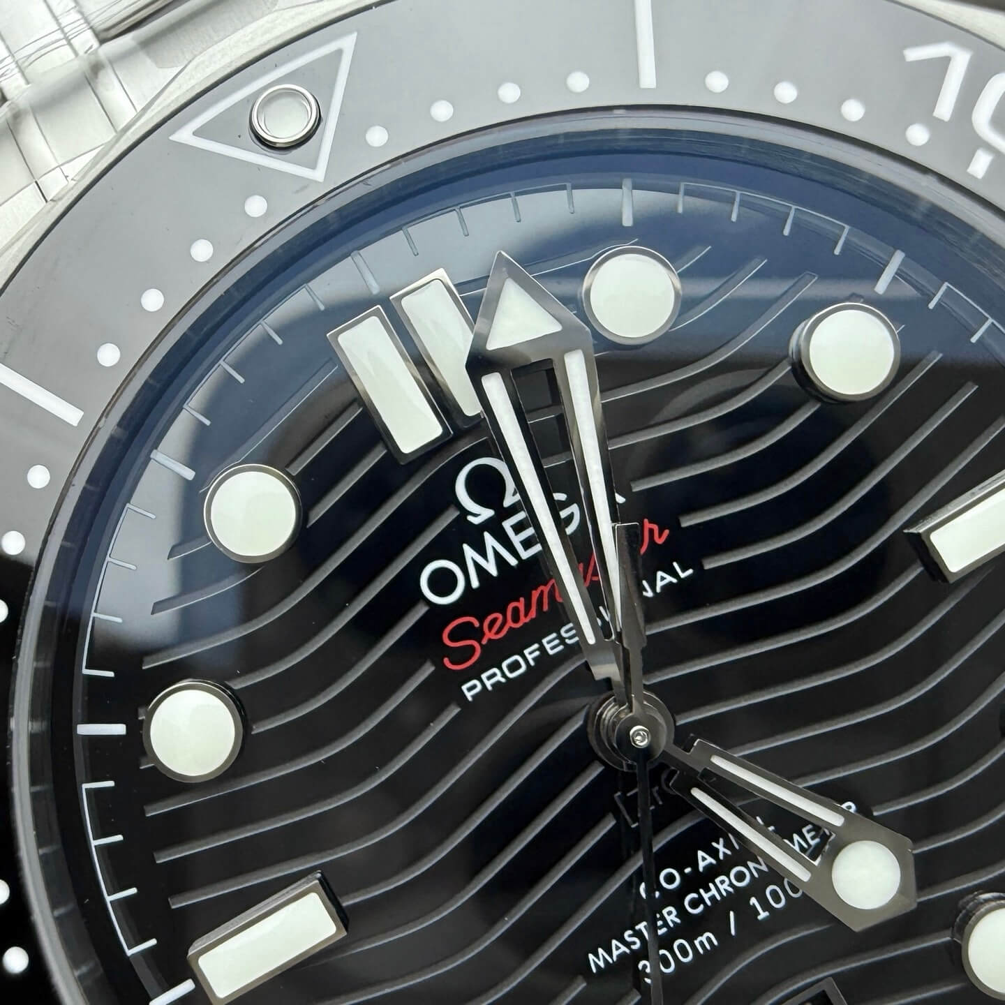 Omega Replica Seamaster Diver 300M Super Clone Watch 21030422001001 Omega Replica Seamaster Diver 300M Super Clone Watch 21030422001001