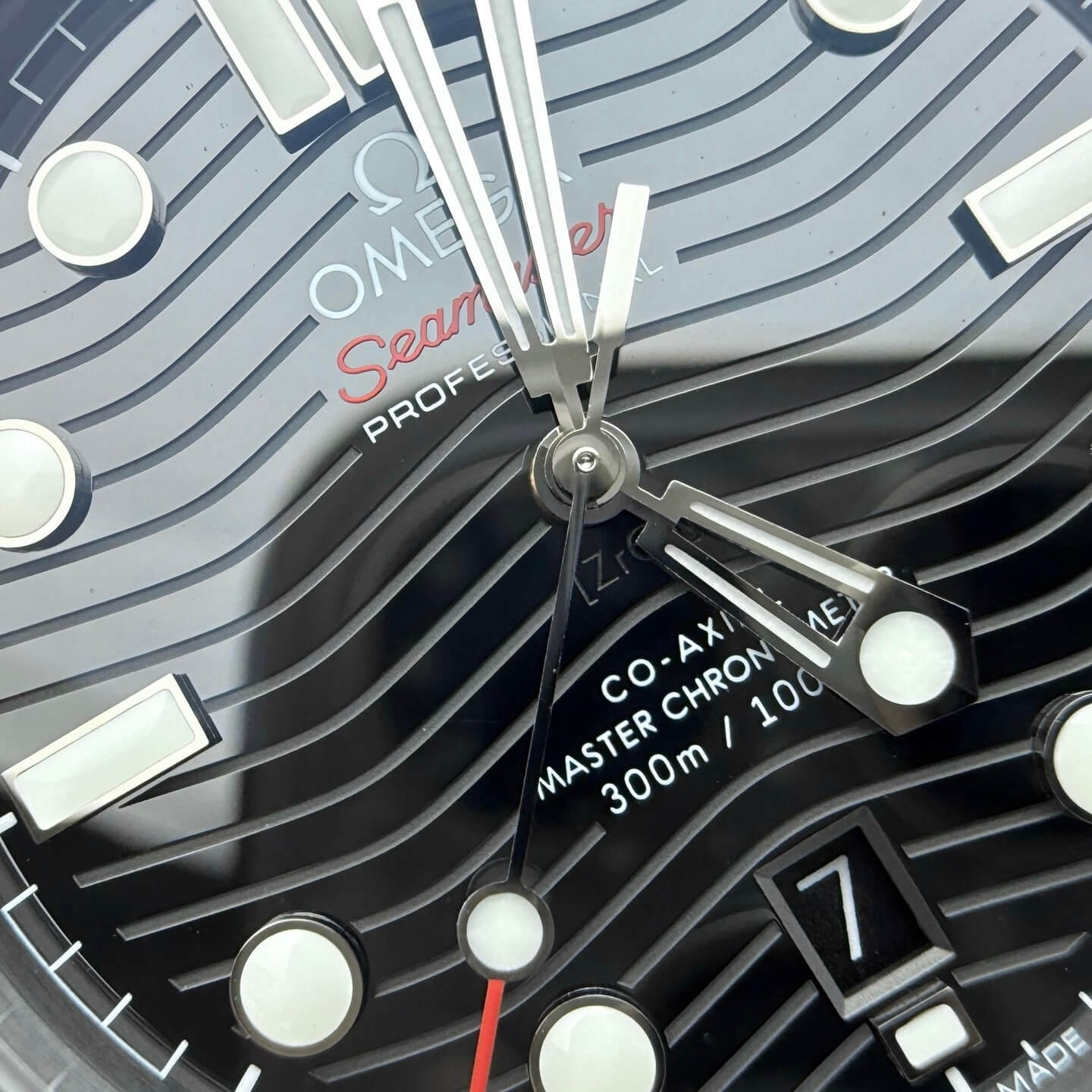 Omega Replica Seamaster Diver 300M Super Clone Watch 21030422001001 Omega Replica Seamaster Diver 300M Super Clone Watch 21030422001001