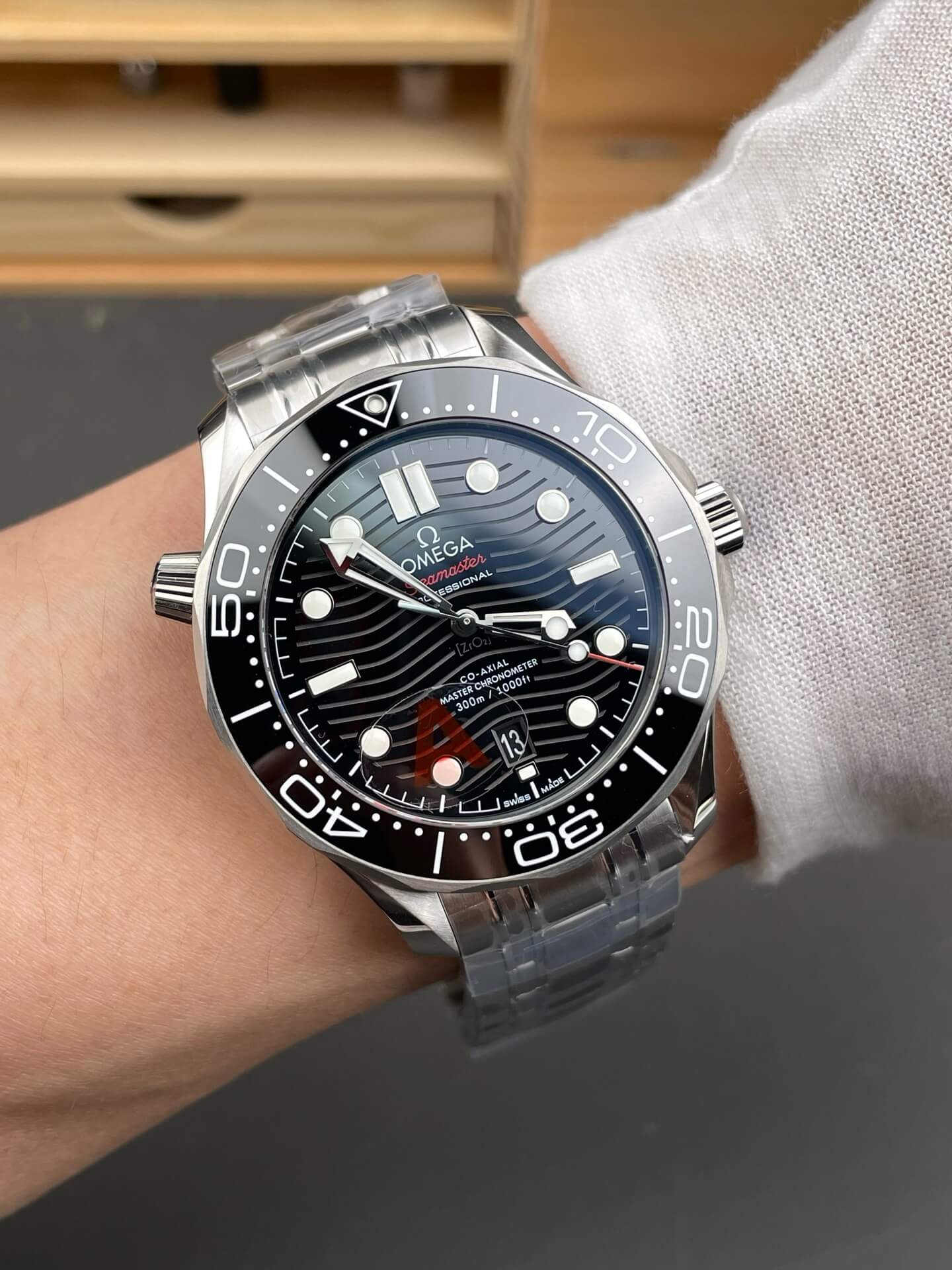 Omega Replica Seamaster Diver 300M Super Clone Watch 21030422001001 Omega Replica Seamaster Diver 300M Super Clone Watch 21030422001001
