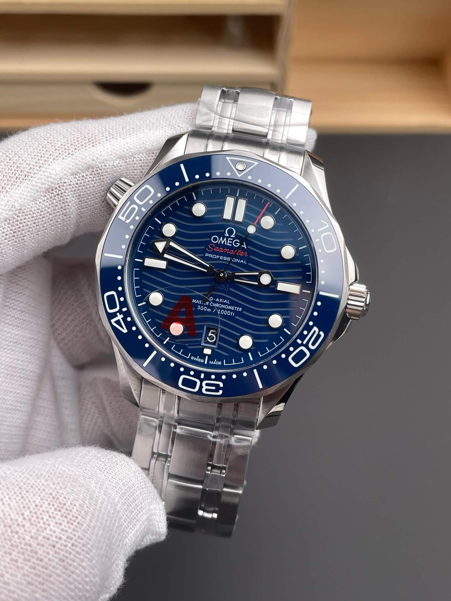 Omega Replica Seamaster Diver 300M Super Clone Watch 21030422003001 Omega Replica Seamaster Diver 300M Super Clone Watch 21030422003001
