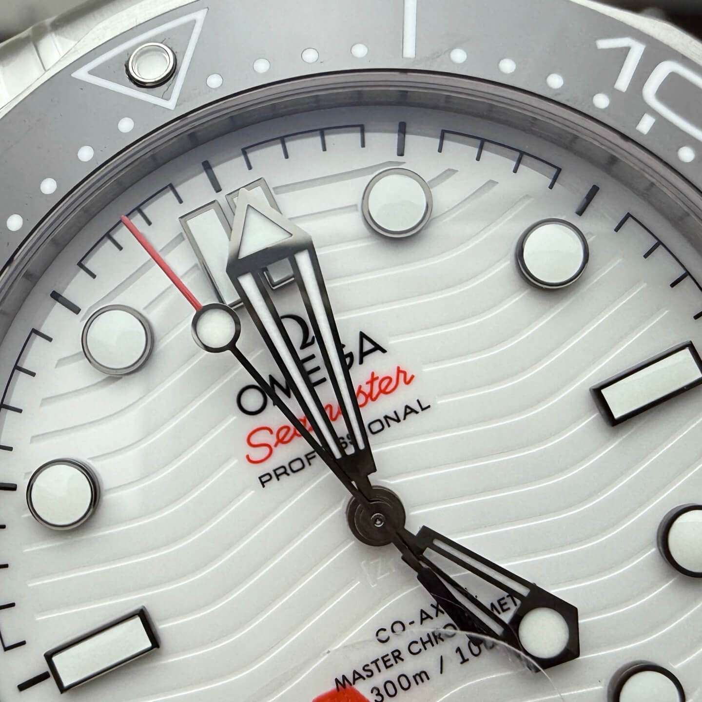 Omega Replica Seamaster Diver 300M Super Clone Watch 21030422004001 Omega Replica Seamaster Diver 300M Super Clone Watch 21030422004001
