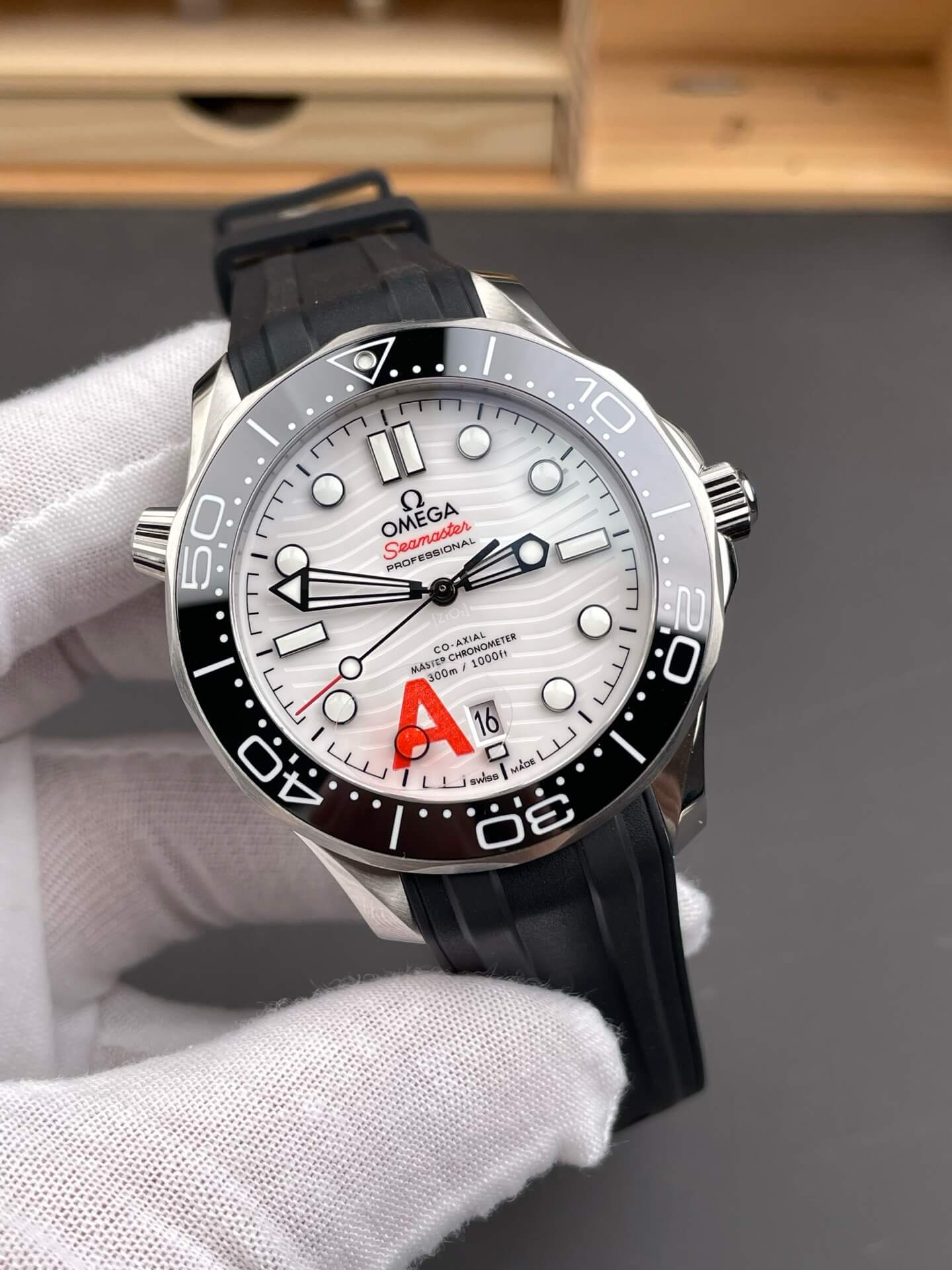 Omega Replica Seamaster Diver 300M Super Clone Watch 21032422004001 Omega Replica Seamaster Diver 300M Super Clone Watch 21032422004001