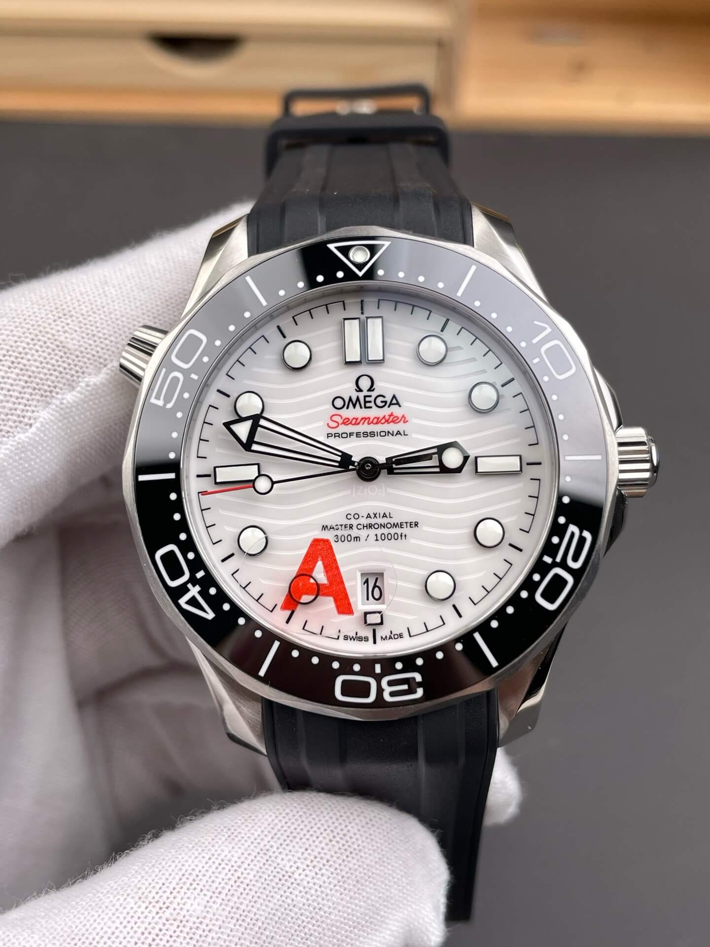 Omega Replica Seamaster Diver 300M Super Clone Watch 21032422004001 Omega Replica Seamaster Diver 300M Super Clone Watch 21032422004001