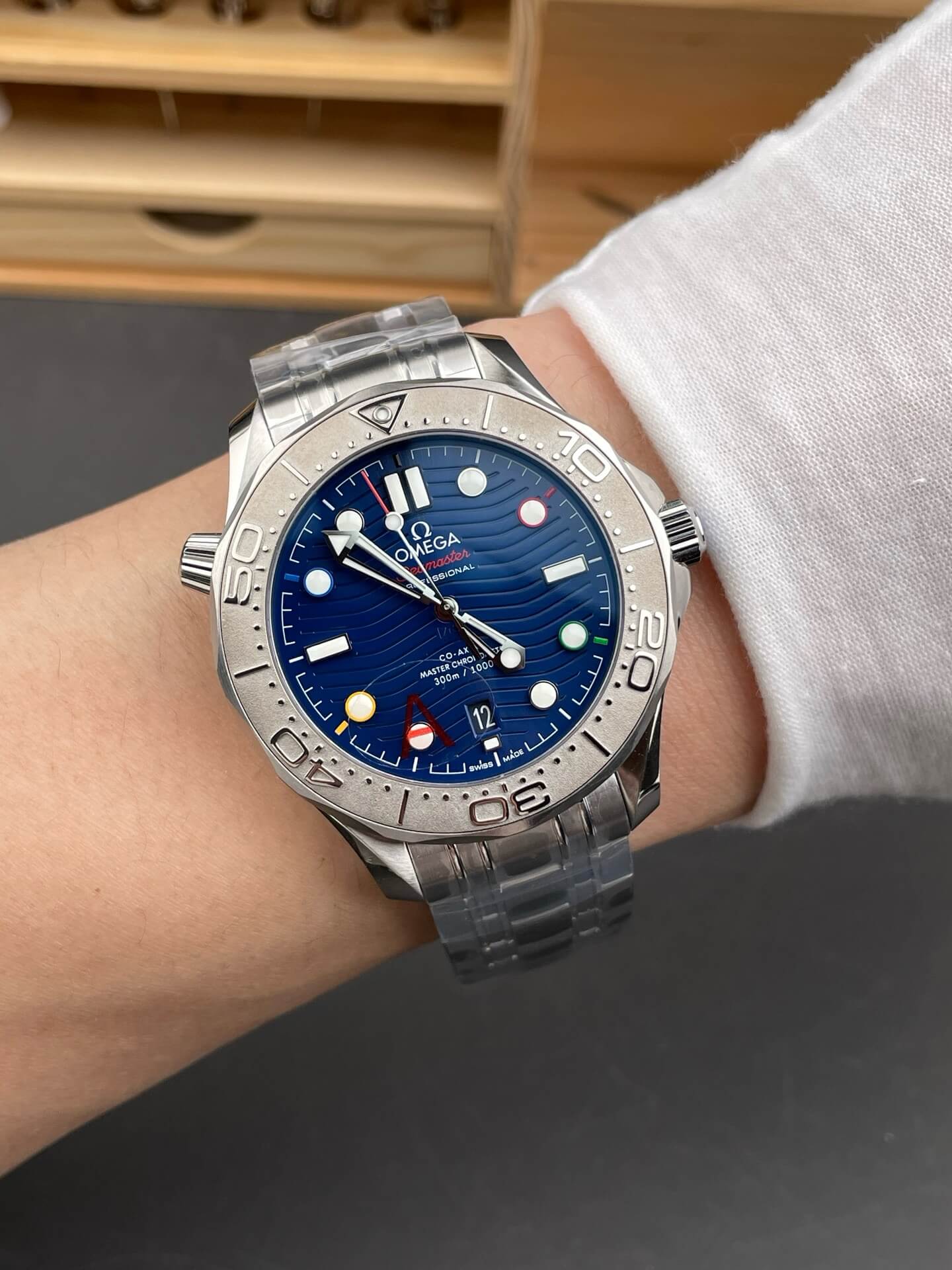 Omega Replica Seamaster Diver 300M "Beijing 2022" Super Clone Watch 52230422003001