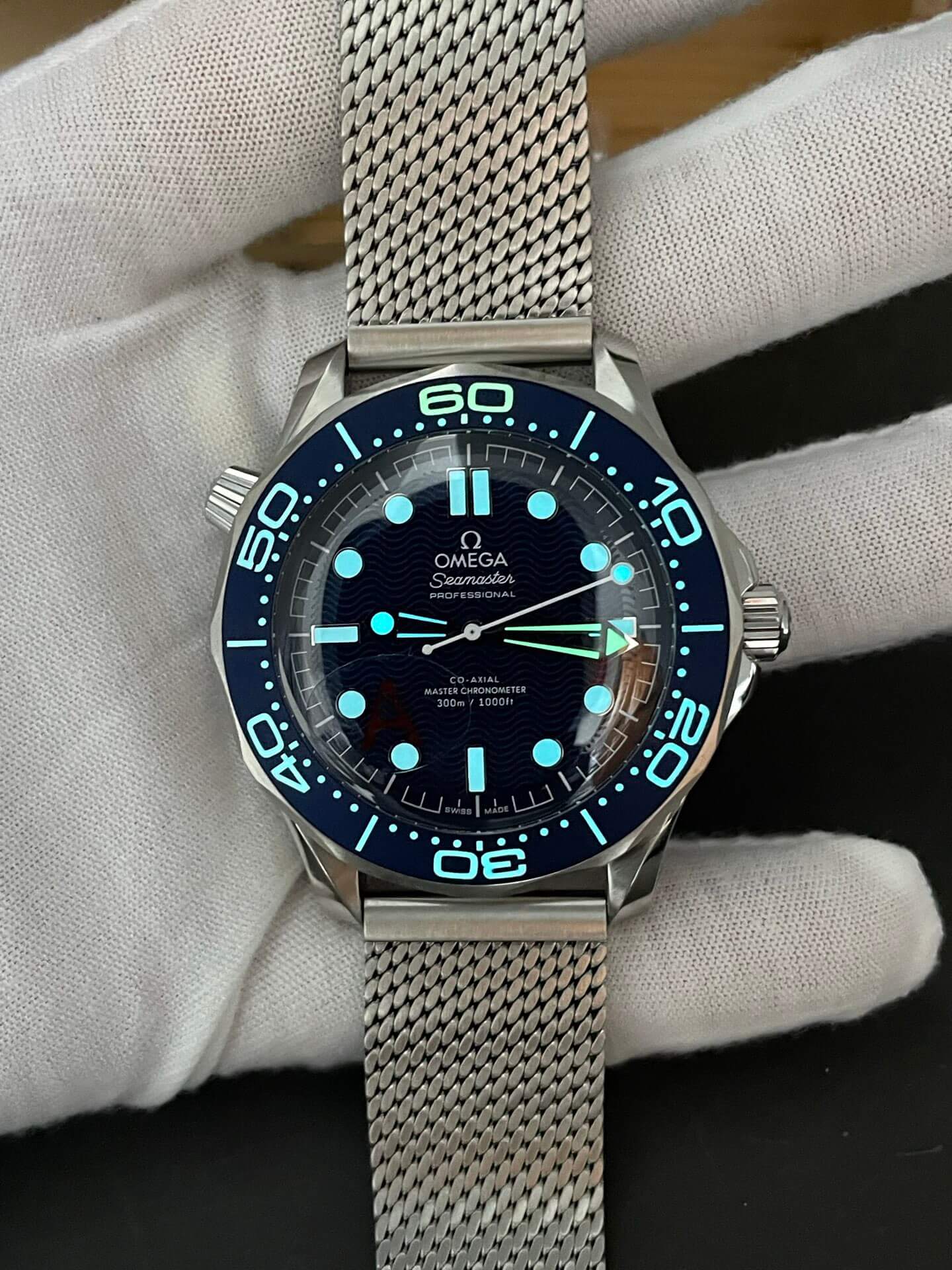 Omega Replica Seamaster Diver 300M "James Bond 60th anniversary" Super Clone Watch 21030422003002