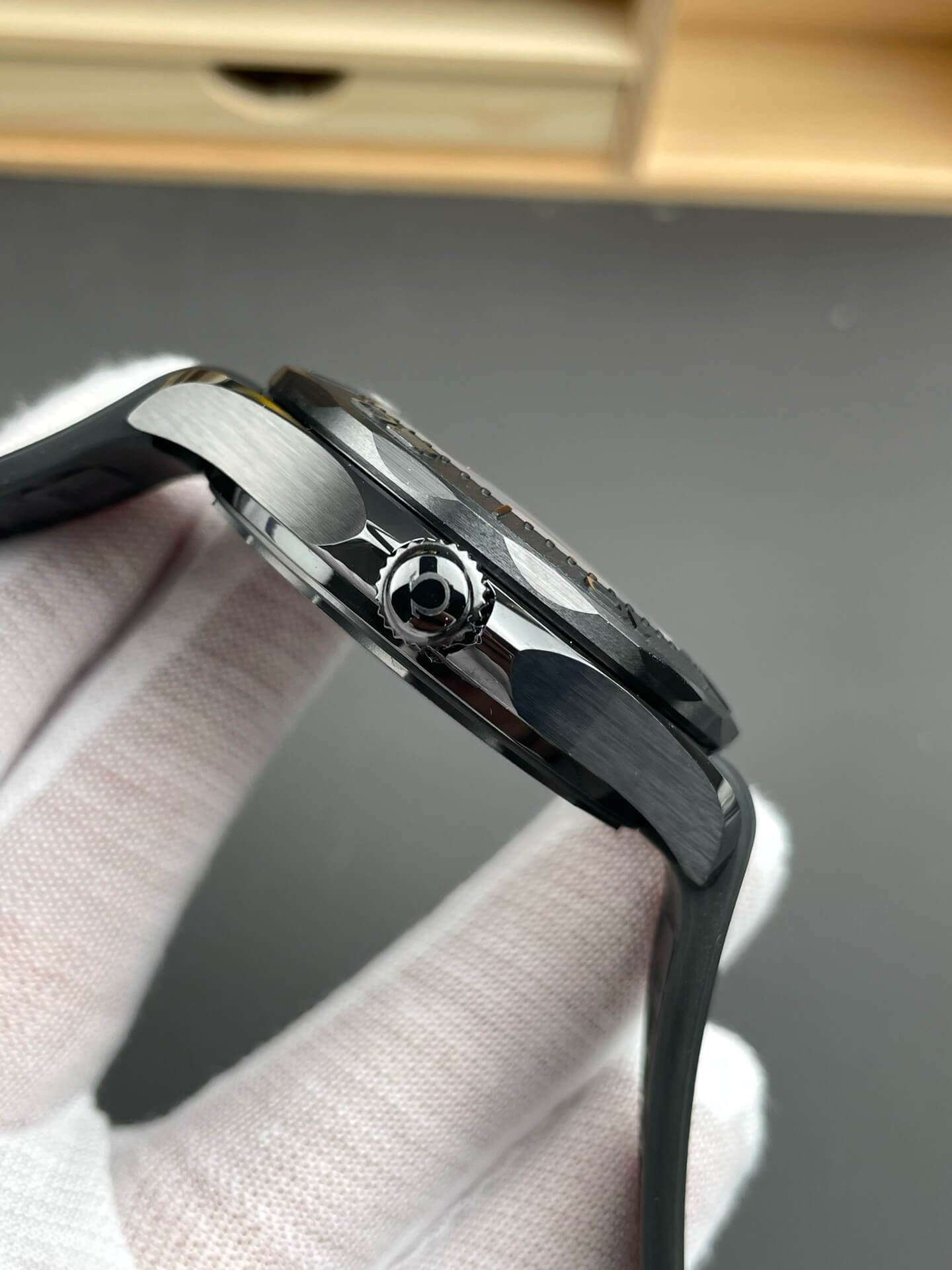 Omega Replica Seamaster Diver 300M Super Clone Watch 21092442001003 Omega Replica Seamaster Diver 300M Super Clone Watch 21092442001003