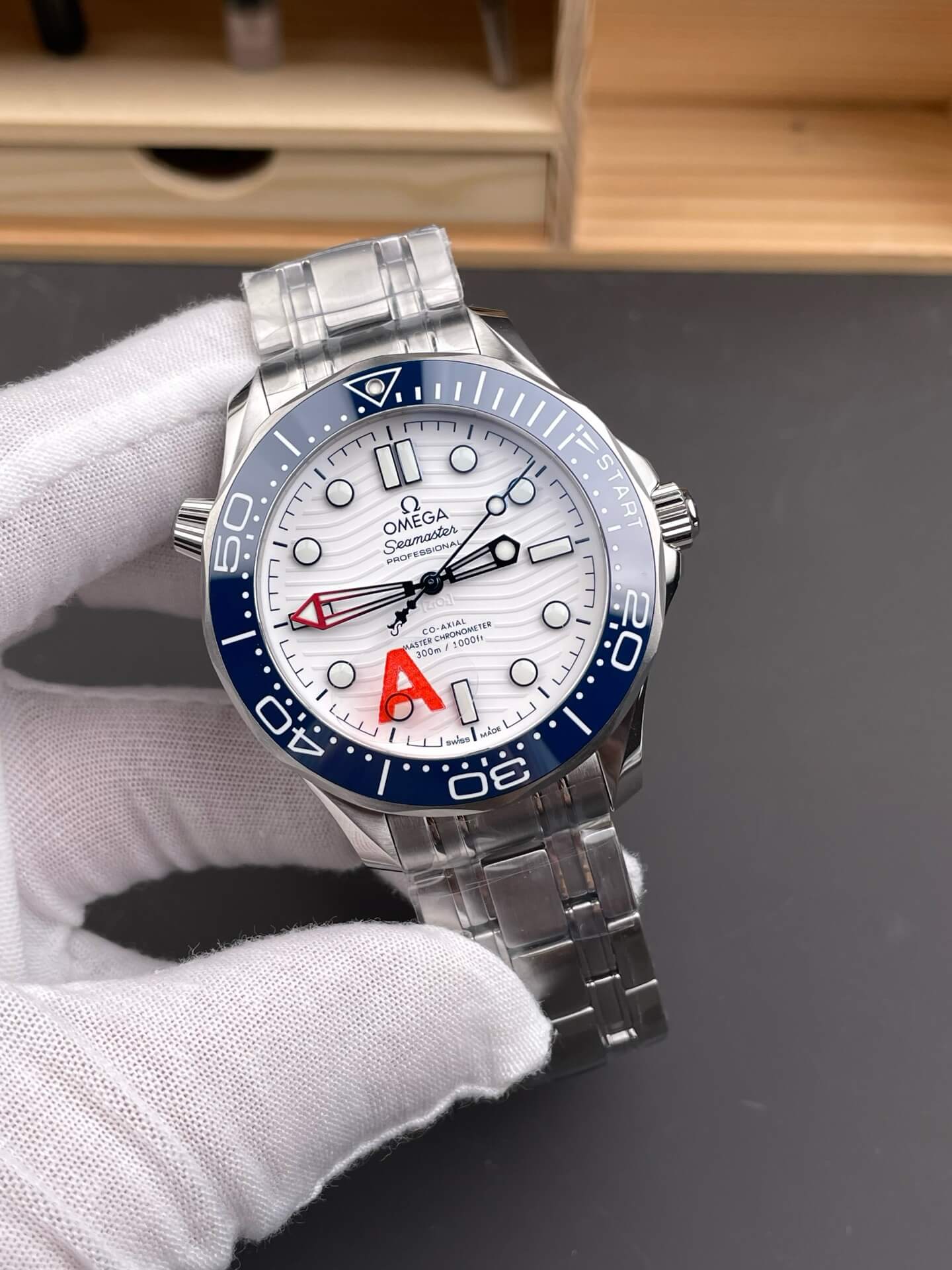 Omega Replica Seamaster Diver 300M Super Clone Watch America's Cup Limited 21030422004002 Omega Replica Seamaster Diver 300M Super Clone Watch America's Cup Limited 21030422004002