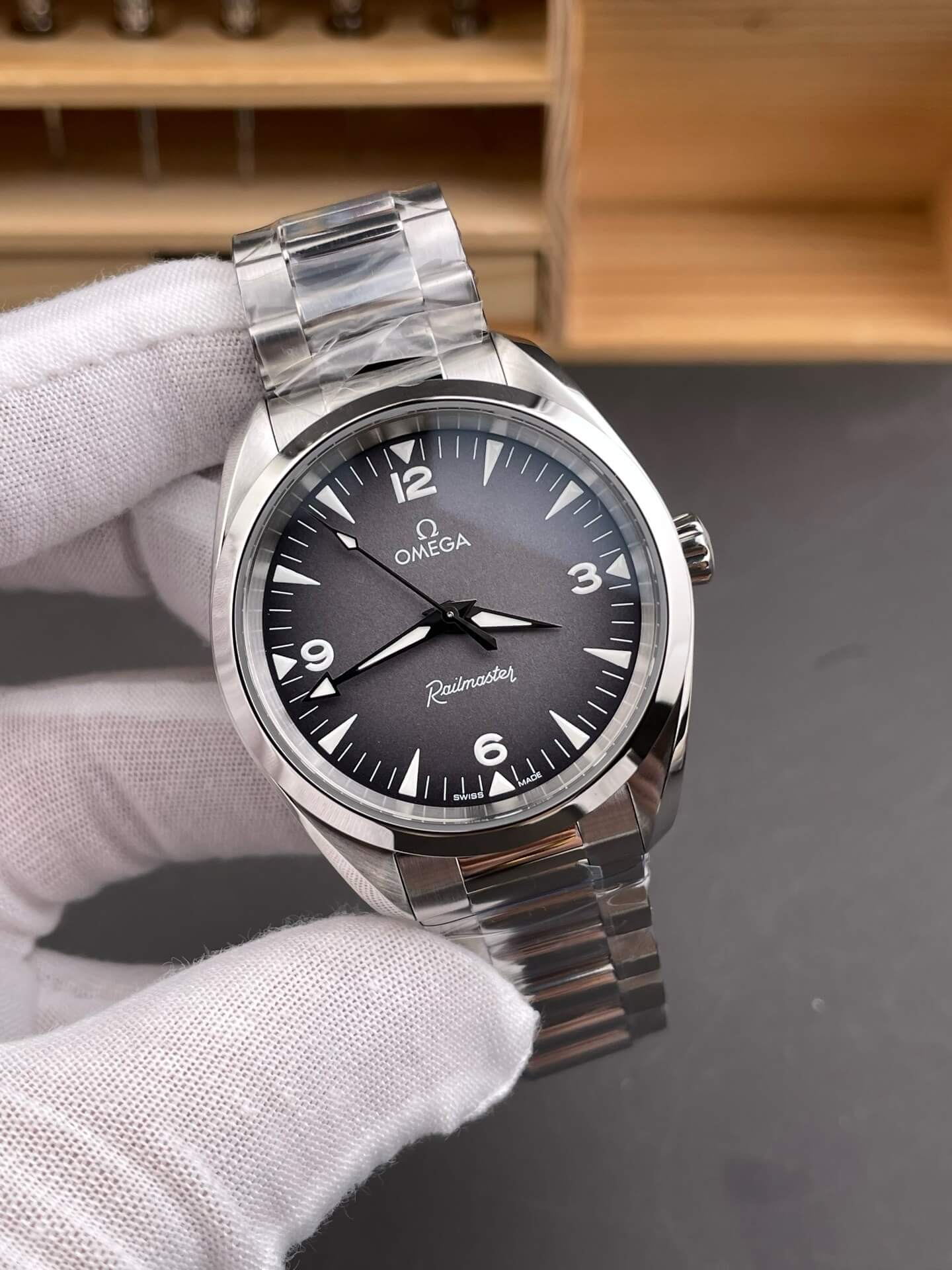 Omega Replica Seamaster Heritage Models Railmaster Super Clone Watch 23510382006001