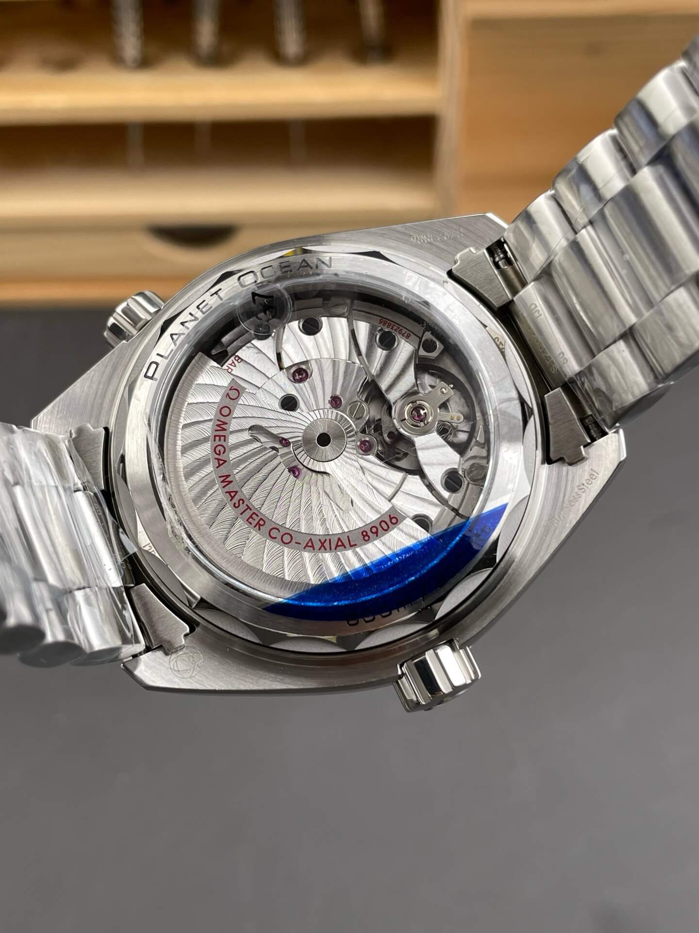 Omega Replica Seamaster Planet Ocean 600M Super Clone Watch 21530442201001