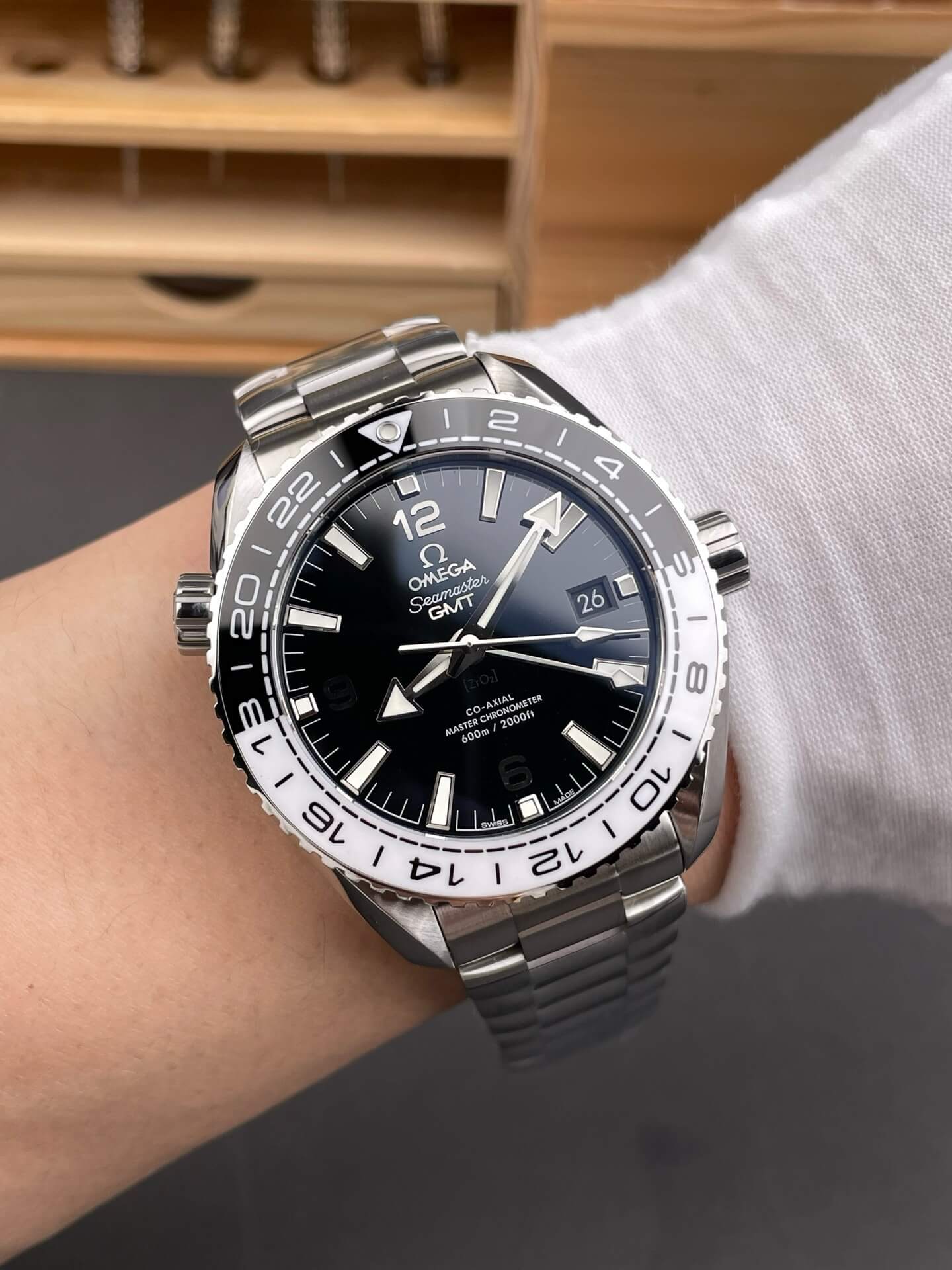 Omega Replica Seamaster Planet Ocean 600M Super Clone Watch 21530442201001