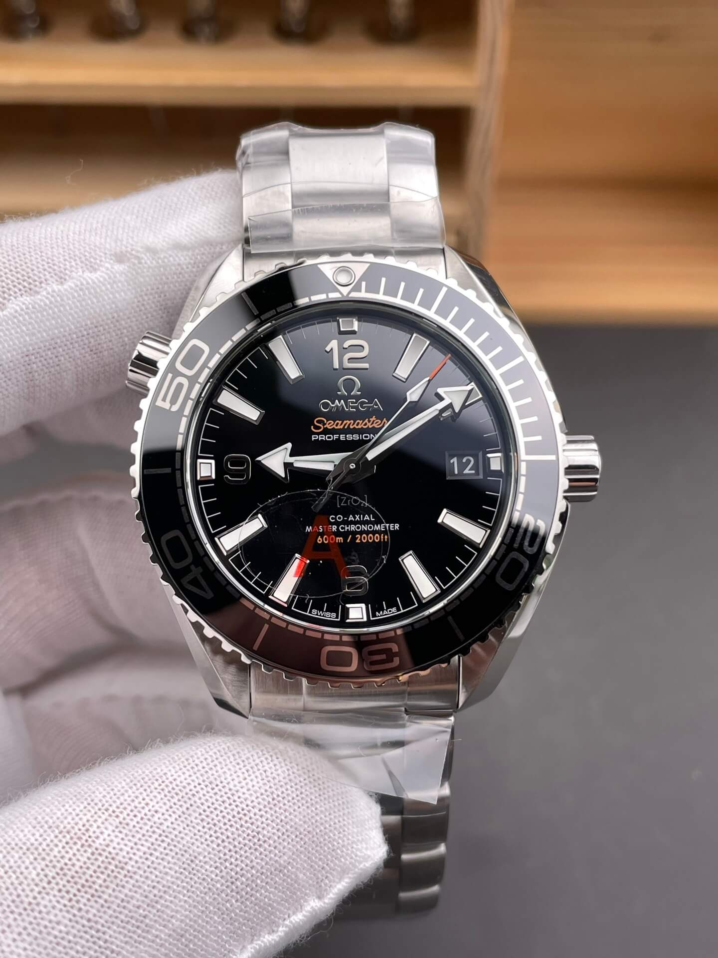 Omega Replica Seamaster Planet Ocean 600M Super Clone Watch 21530402001001