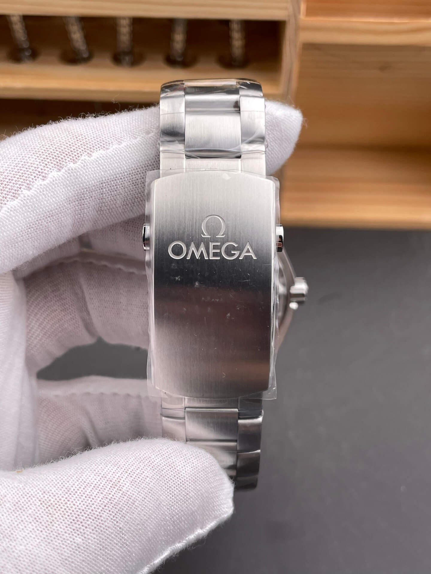 Omega Replica Seamaster Planet Ocean 600M Super Clone Watch 21530402001001