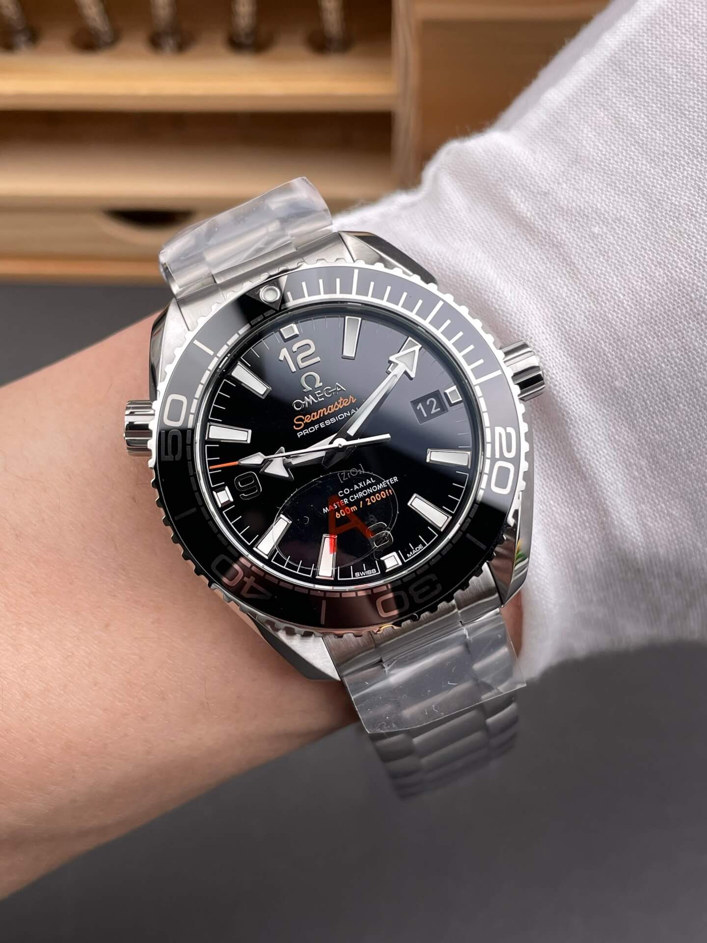 Omega Replica Seamaster Planet Ocean 600M Super Clone Watch 21530402001001