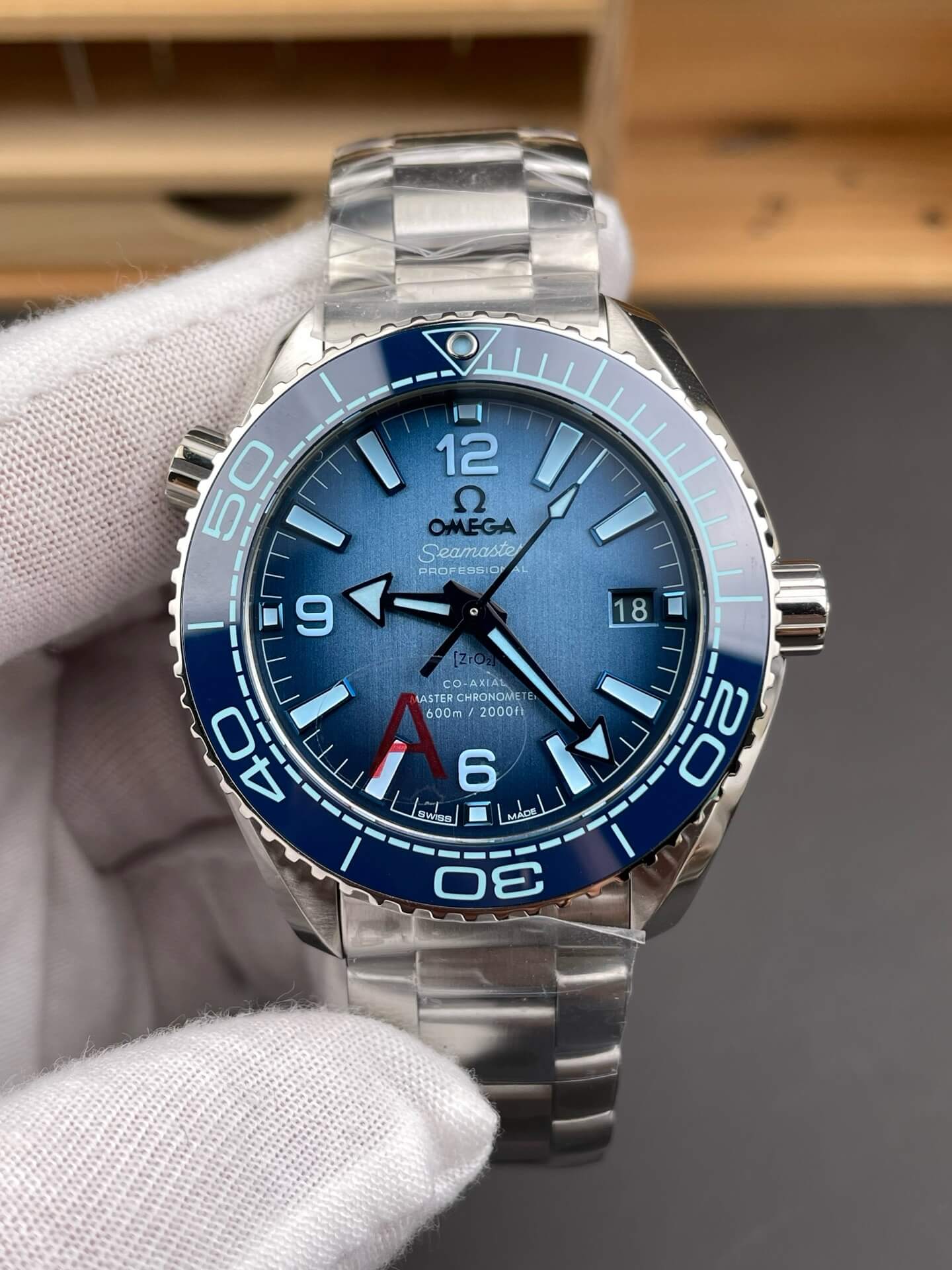 Omega Replica Seamaster Planet Ocean 600M Super Clone Watch 21530402003002 Omega Replica Seamaster Planet Ocean 600M Super Clone Watch 21530402003002