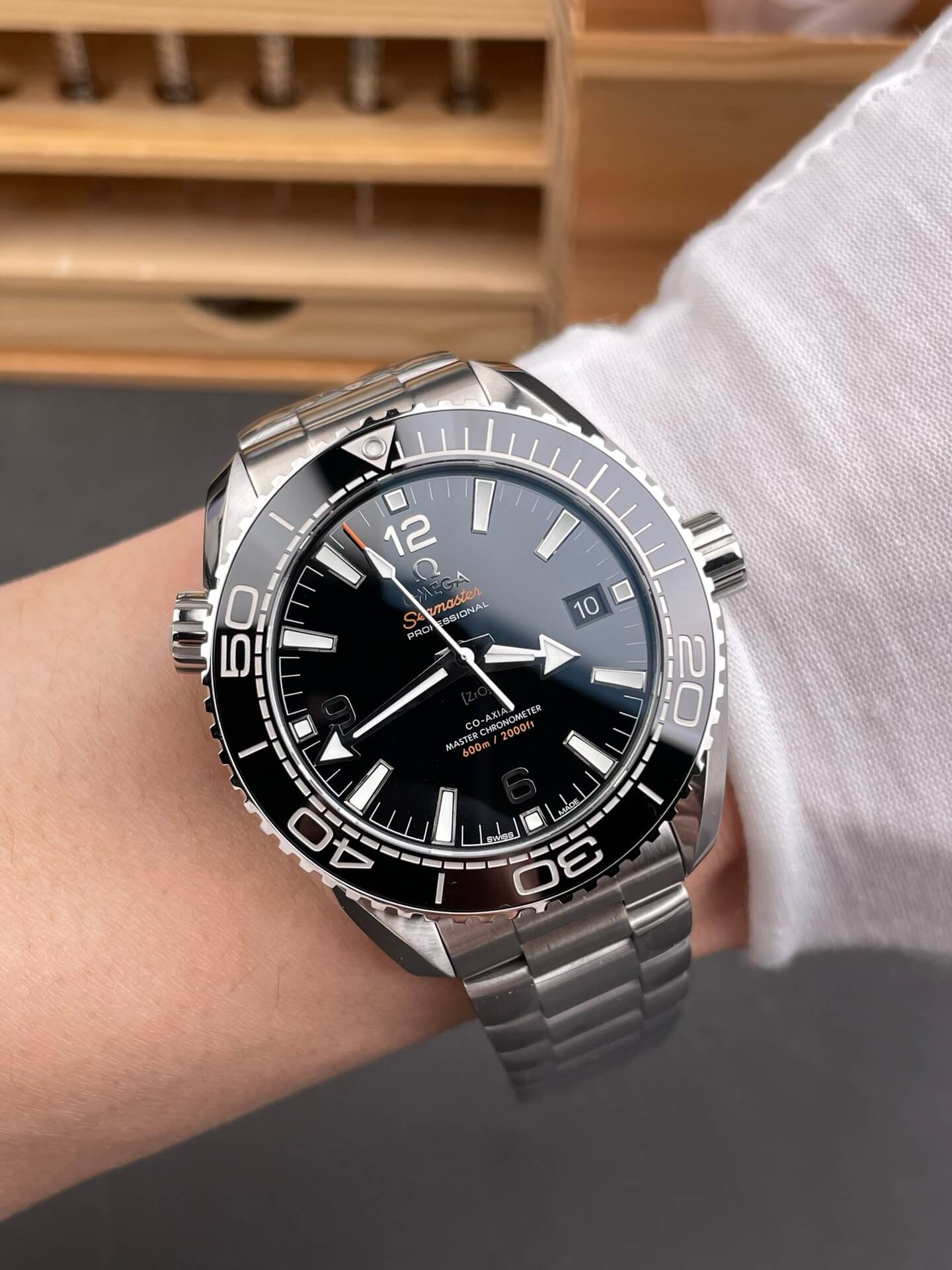 Omega Replica Seamaster Planet Ocean 600M Super Clone Watch 21530442101001