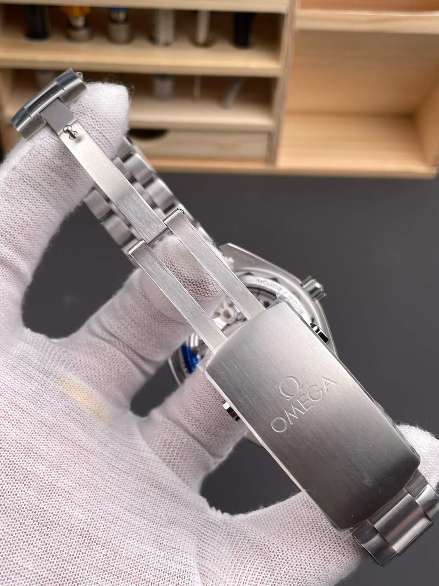 Omega Replica Seamaster Planet Ocean 600M Super Clone Watch 21530442101002 Omega Replica Seamaster Planet Ocean 600M Super Clone Watch 21530442101002