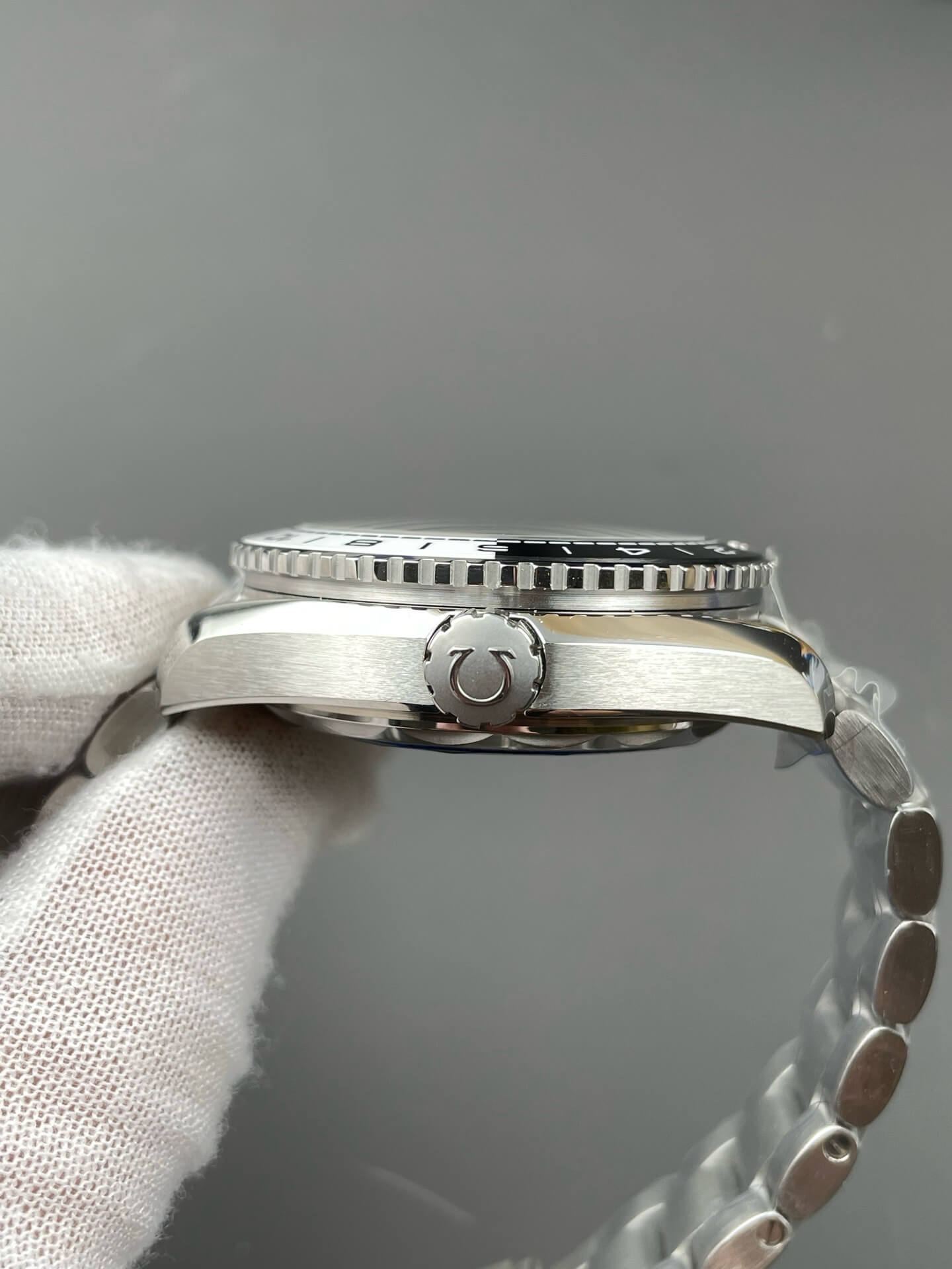 Omega Replica Seamaster Planet Ocean 600M Super Clone Watch 21530442201001 Omega Replica Seamaster Planet Ocean 600M Super Clone Watch 21530442201001
