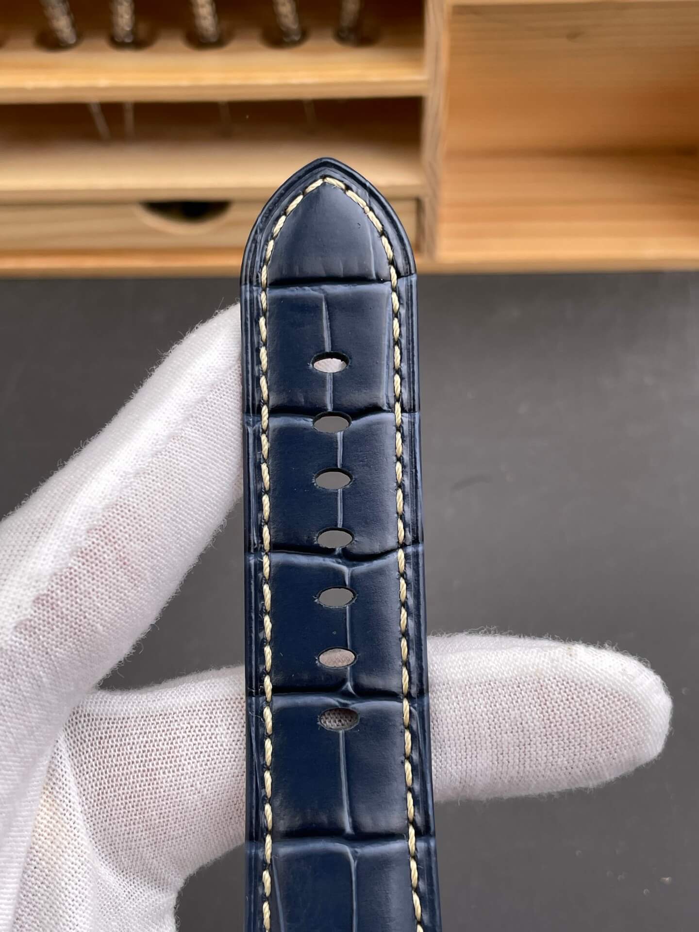 Panerai Replica Luminor 1950 44 3 Days GMT Super Clone Watch PAM01033
