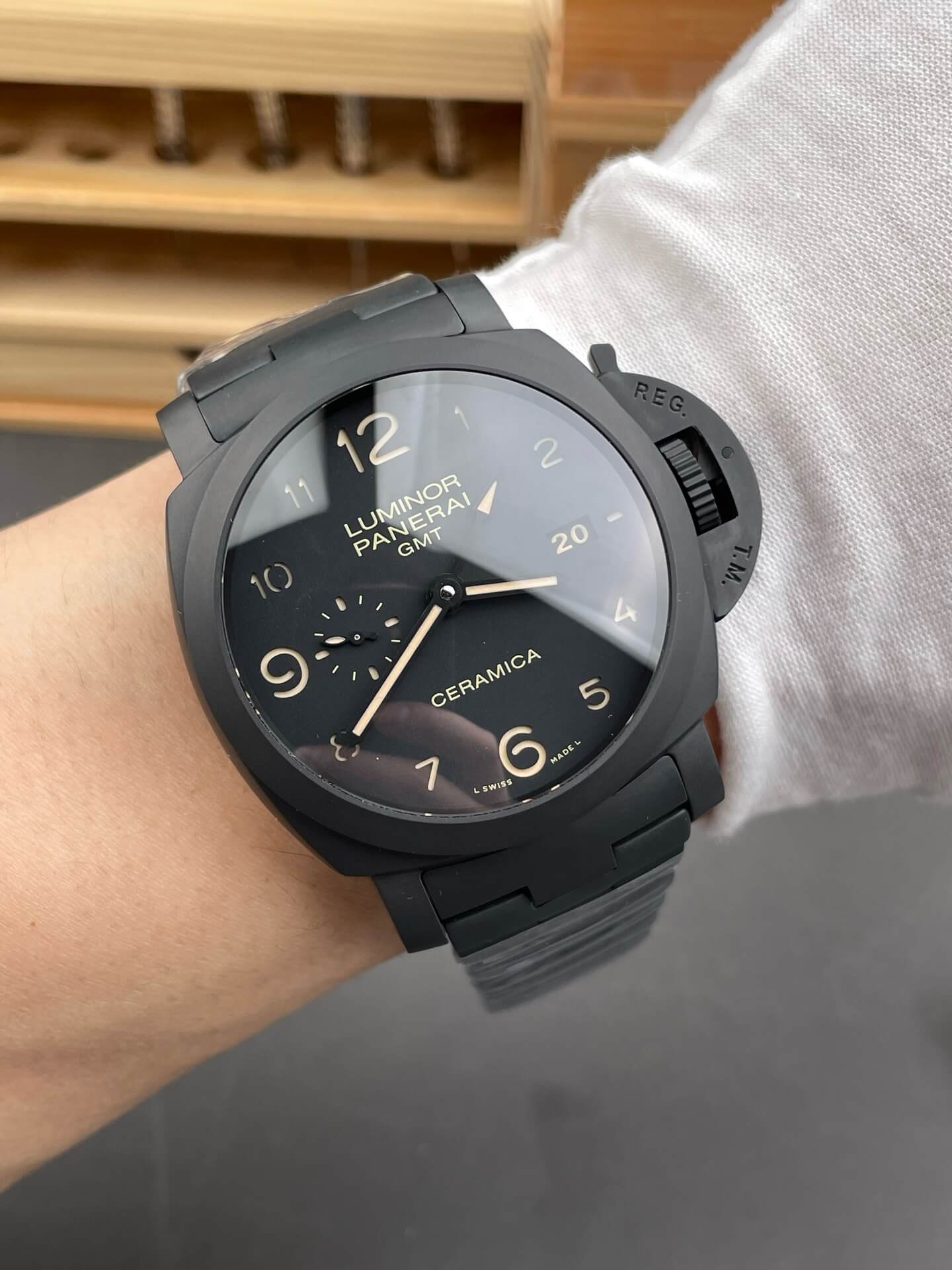 Panerai Replica Luminor 1950 GMT Tuttonero Super Clone Watch PAM00438