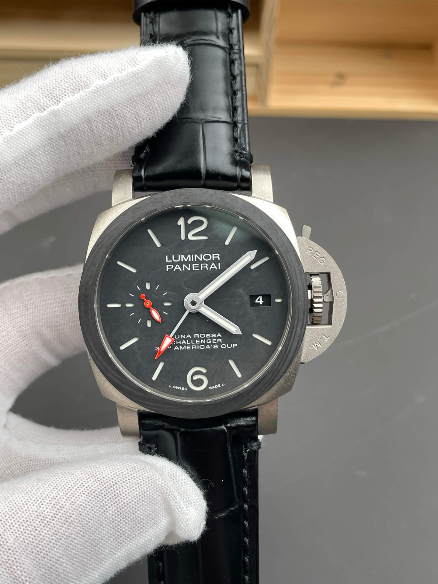 Panerai Replica Luminor Luna Rossa Gmt Super Clone Watch PAM01096 Panerai Replica Luminor Luna Rossa Gmt Super Clone Watch PAM01096