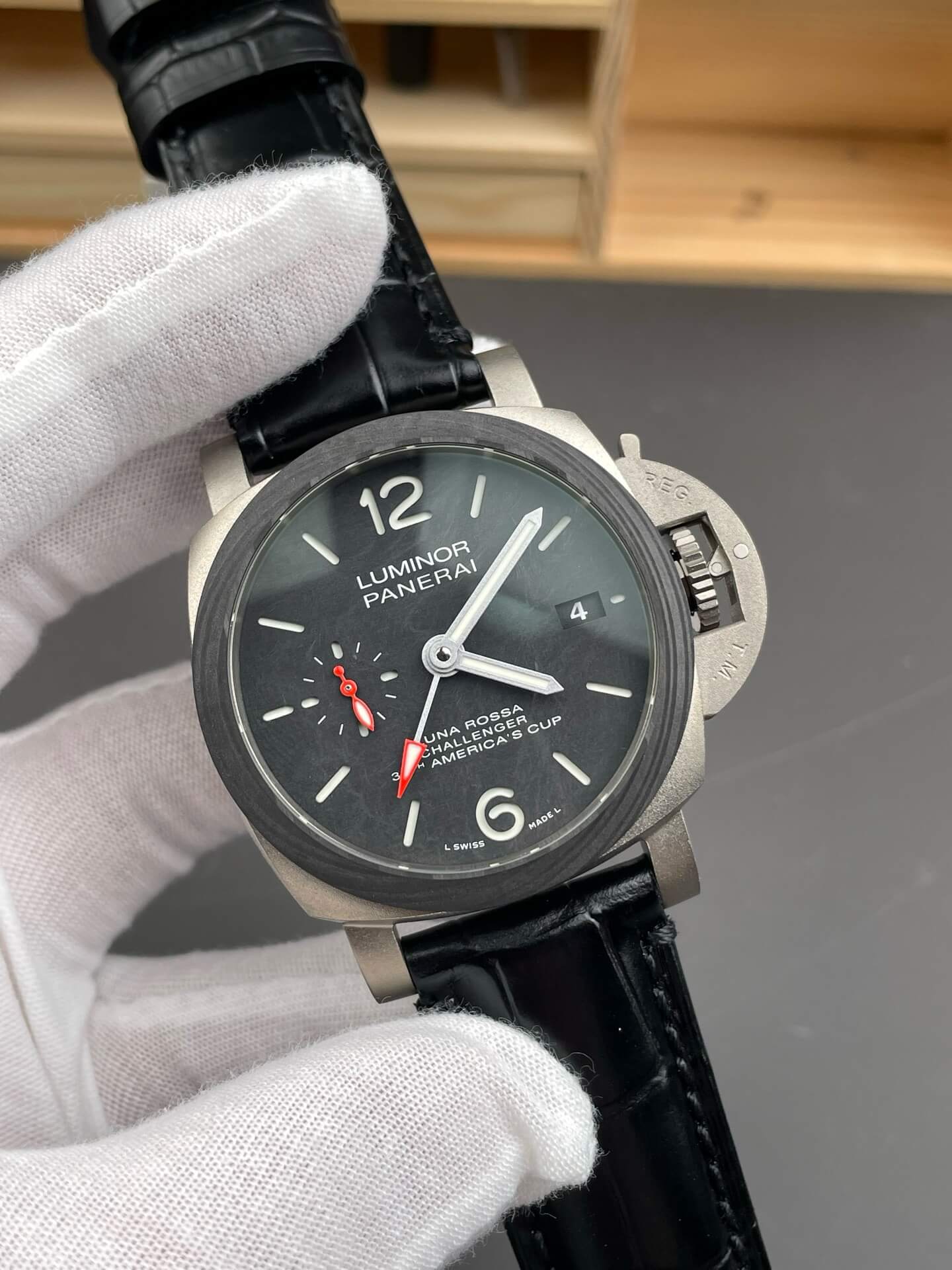Panerai Replica Luminor Luna Rossa Gmt Super Clone Watch PAM01096 Panerai Replica Luminor Luna Rossa Gmt Super Clone Watch PAM01096