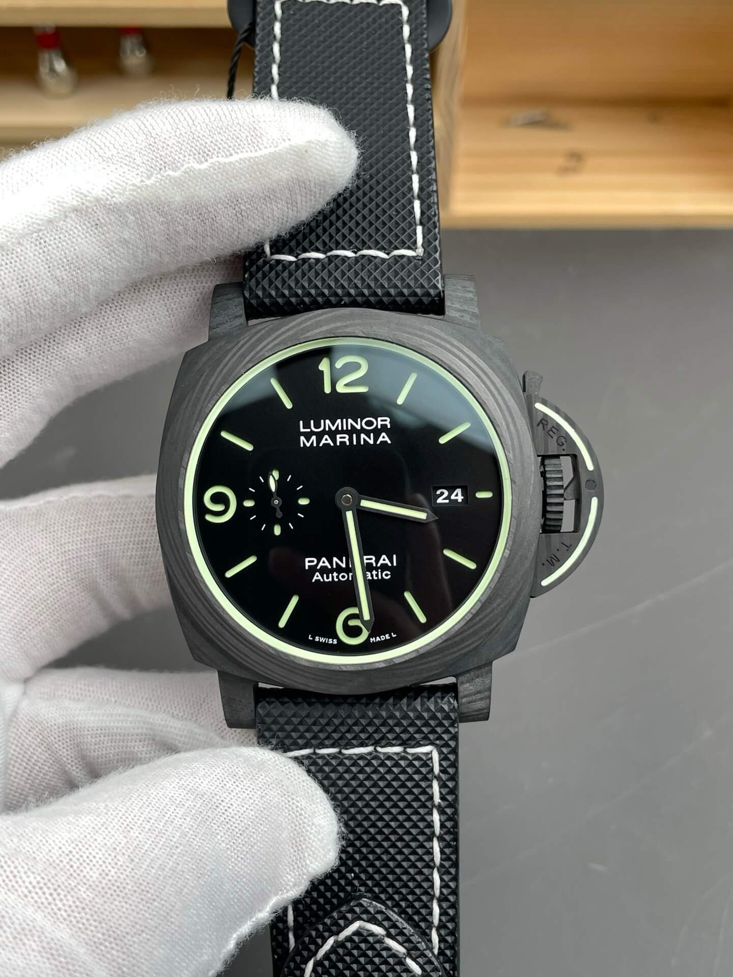 Panerai Replica Luminor Marina Carbotech Super Clone Watch PAM01118 Panerai Replica Luminor Marina Carbotech Super Clone Watch PAM01118