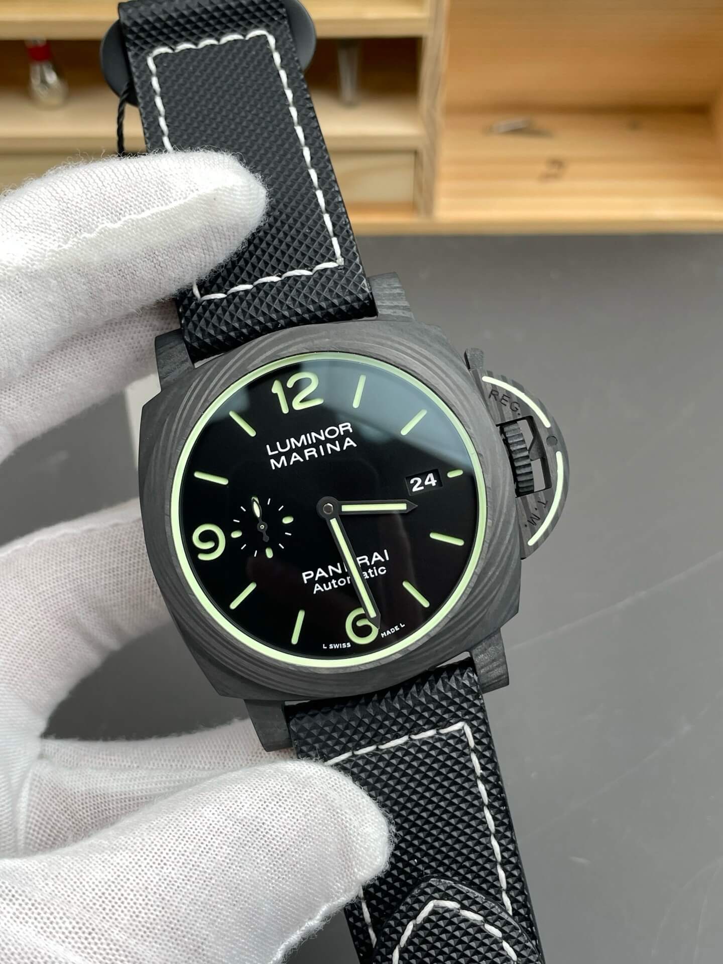 Panerai Replica Luminor Marina Carbotech Super Clone Watch PAM01118 Panerai Replica Luminor Marina Carbotech Super Clone Watch PAM01118