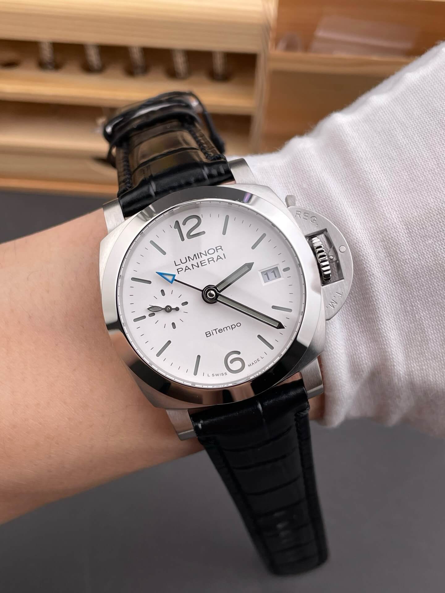 Panerai Replica Luminor Quaranta BiTempo Super Clone Watch PAM01367