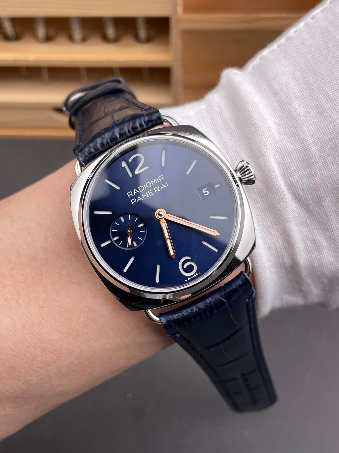 Panerai Replica Radiomir Quaranta Super Clone Watch PAM01293