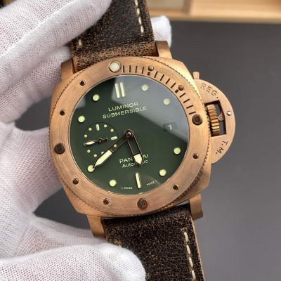 Panerai Replica Submersible Bronzo Super Clone Watch PAM00382