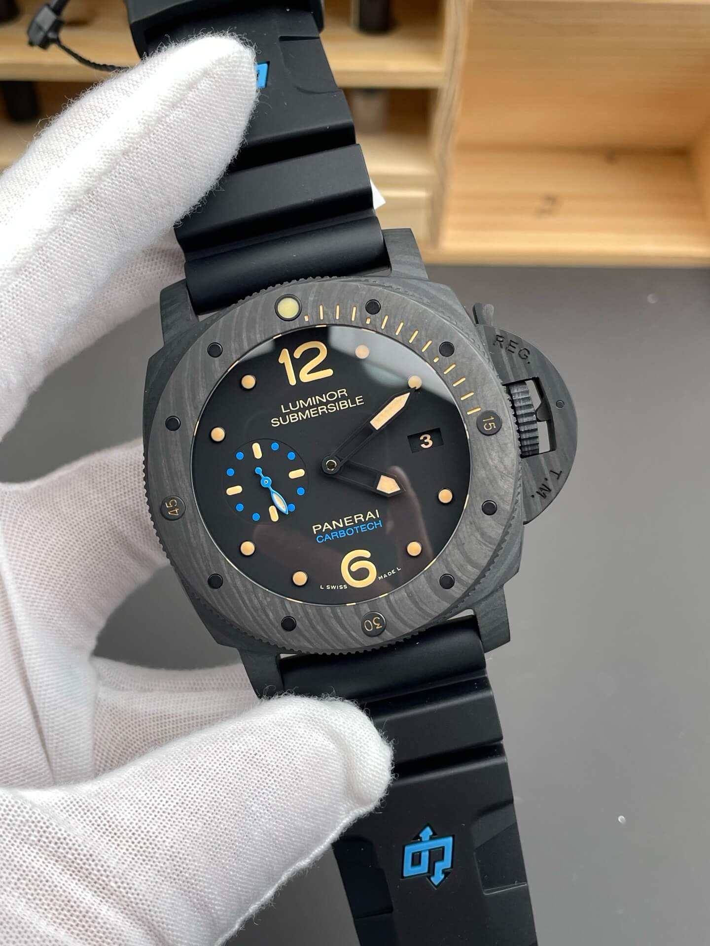 Panerai Replica Submersible Carbotech Super Clone Watch PAM00616 Panerai Replica Submersible Carbotech Super Clone Watch PAM00616