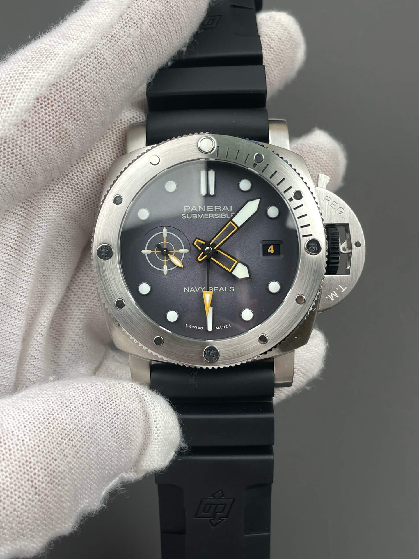 Panerai Replica Submersible GMT Navy SEALs Super Clone Watch PAM01323 Panerai Replica Submersible GMT Navy SEALs Super Clone Watch PAM01323