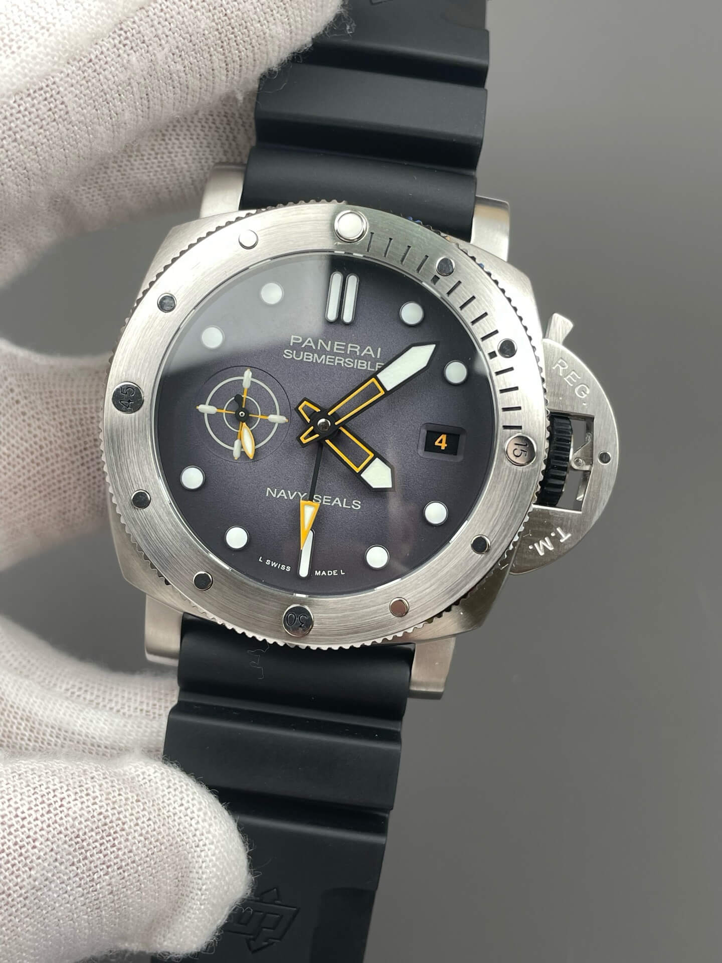 Panerai Replica Submersible GMT Navy SEALs Super Clone Watch PAM01323 Panerai Replica Submersible GMT Navy SEALs Super Clone Watch PAM01323