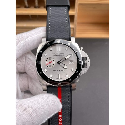 Panerai Replica Submersible QuarantaQuattro Luna Rossa Super Clone Watch PAM01681