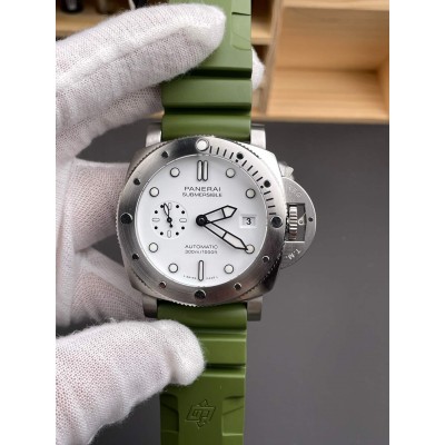 Panerai Replica Submersible QuarantaQuattro Super Clone Watch PAM01226