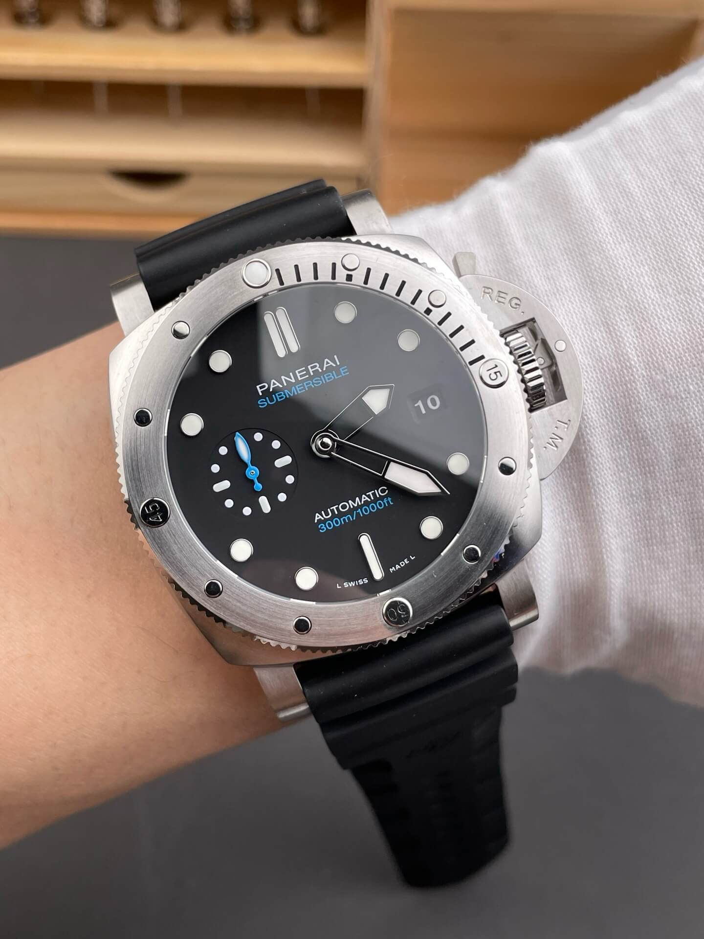 Panerai Replica Submersible QuarantaQuattro Super Clone Watch PAM01229