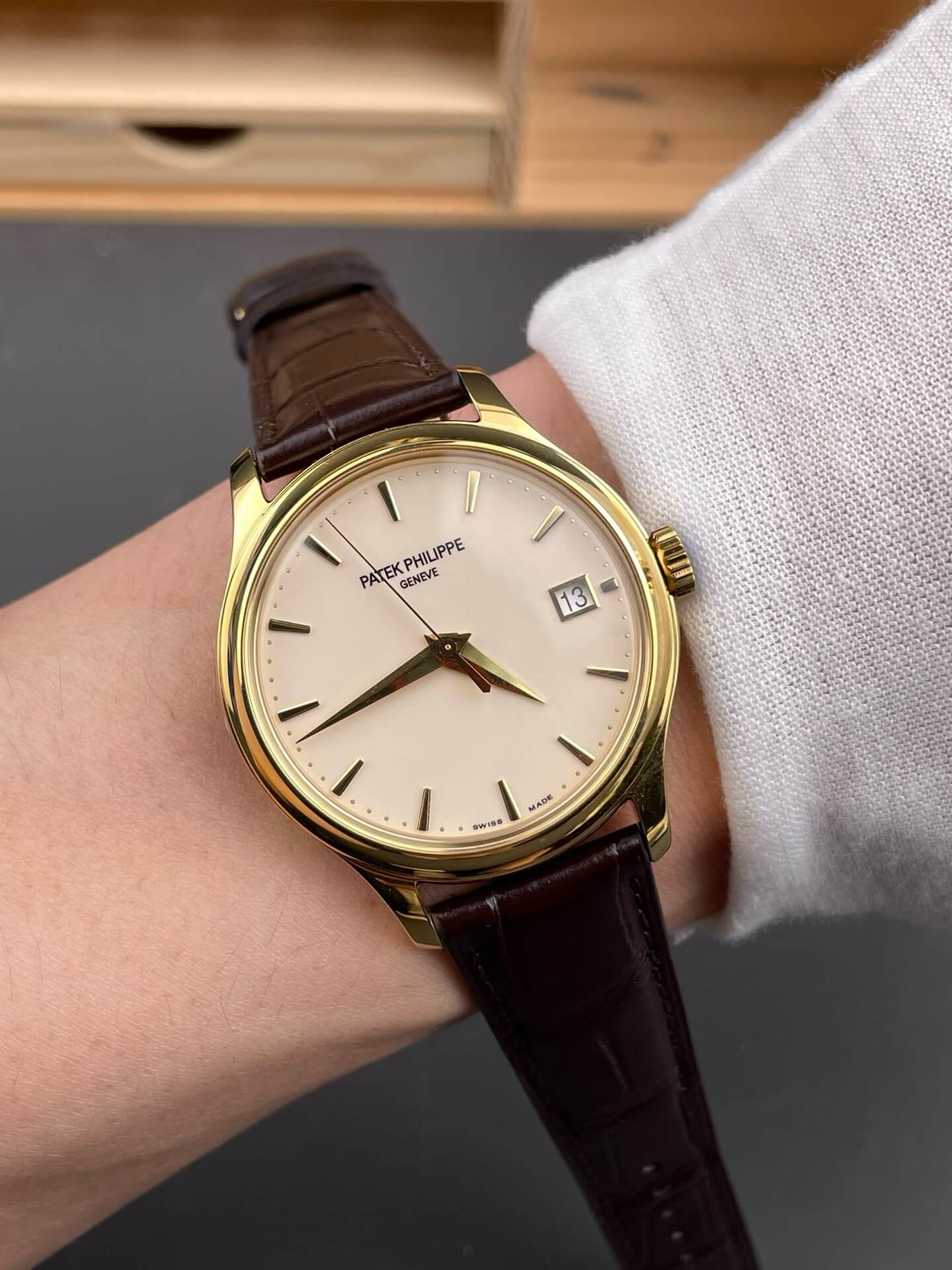 Patek Philippe Replica Calatrava Super Clone Watch 5227J-001
