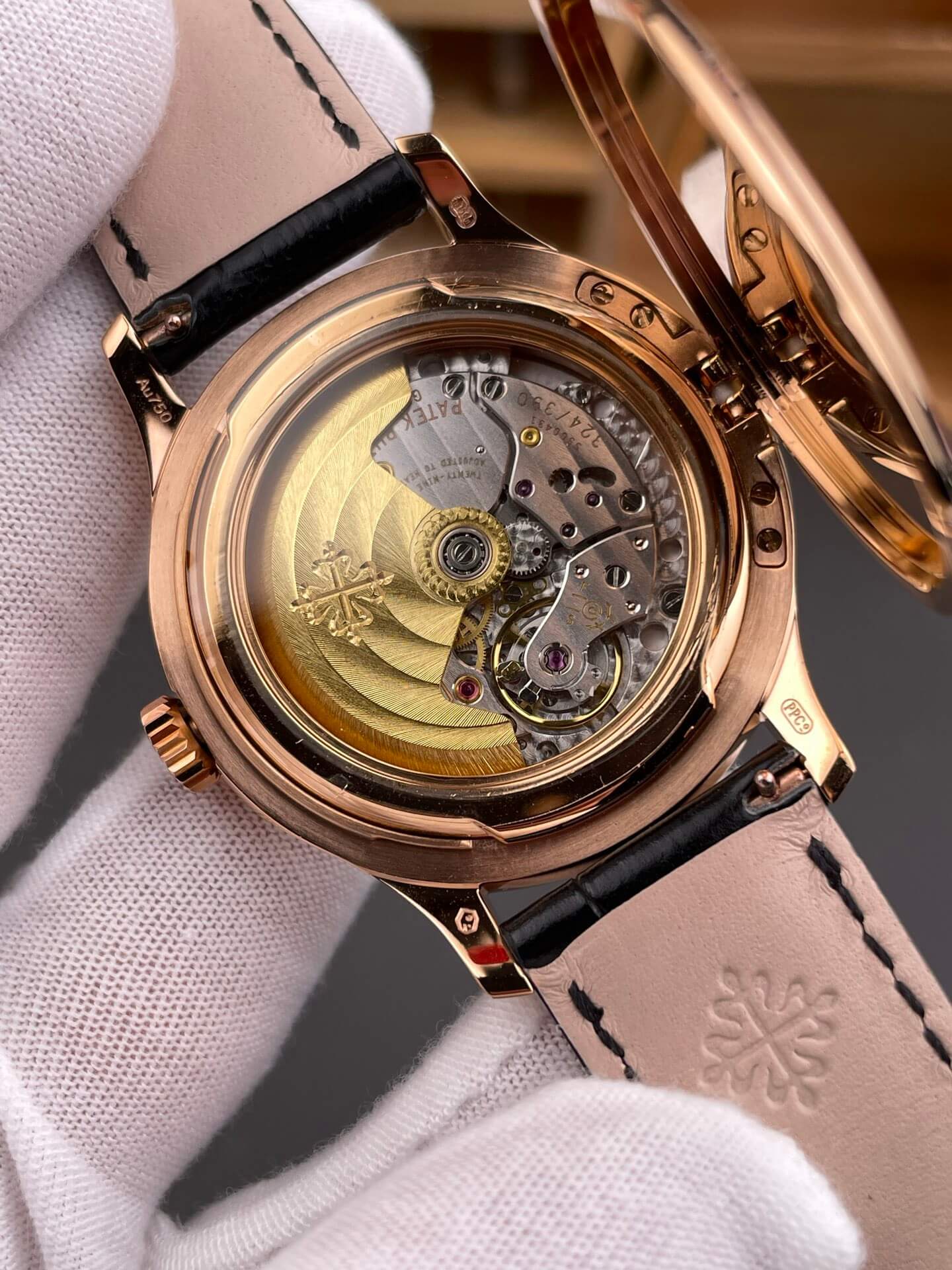 Patek Philippe Replica Calatrava Super Clone Watch 5227R-001
