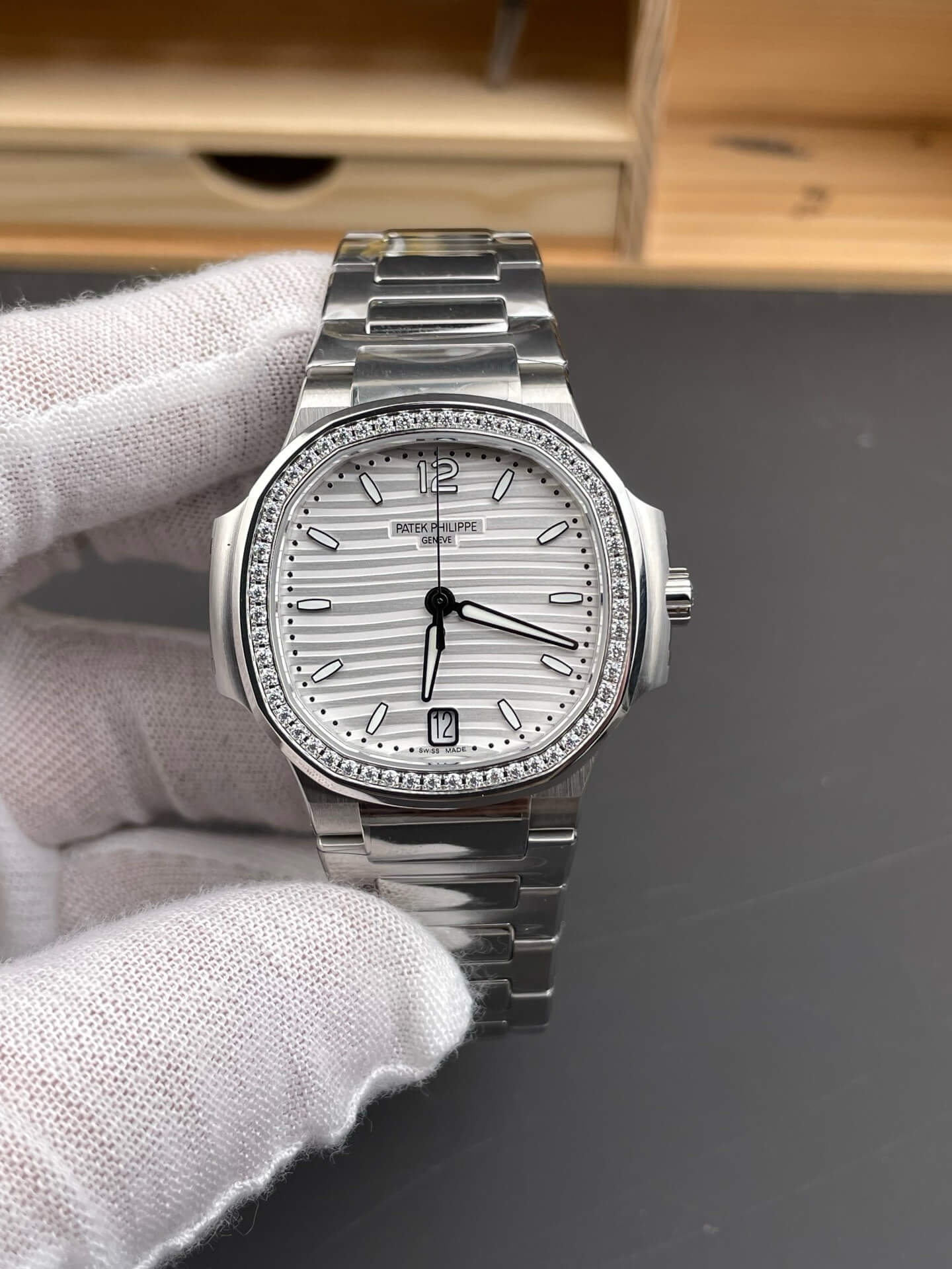 Patek Philippe Replica Nautilus Super Clone Watch 7118/1200A-010 Patek Philippe Replica Nautilus Super Clone Watch 7118/1200A-010