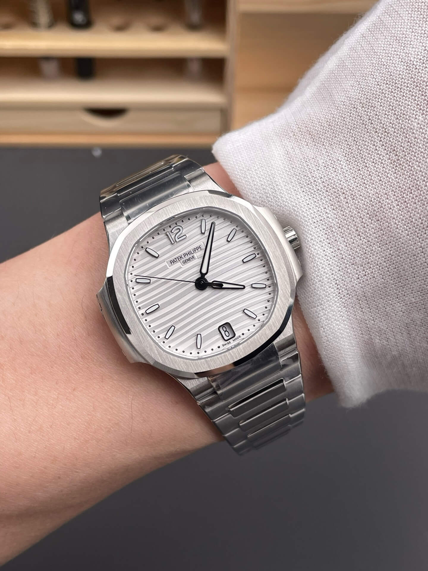 Patek Philippe Replica Nautilus Super Clone Watch 7118/1A-010 Patek Philippe Replica Nautilus Super Clone Watch 7118/1A-010