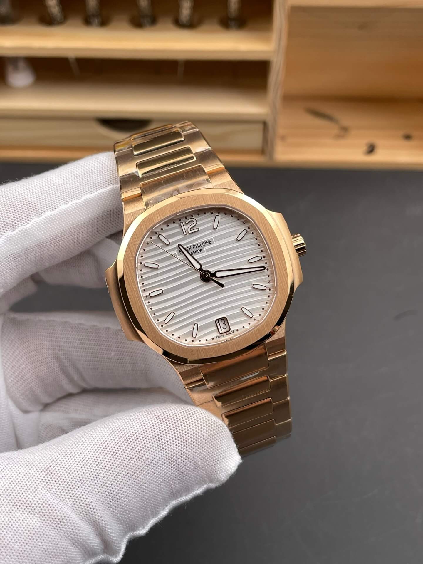 Patek Philippe Replica Nautilus Super Clone Watch 7118/1R-001